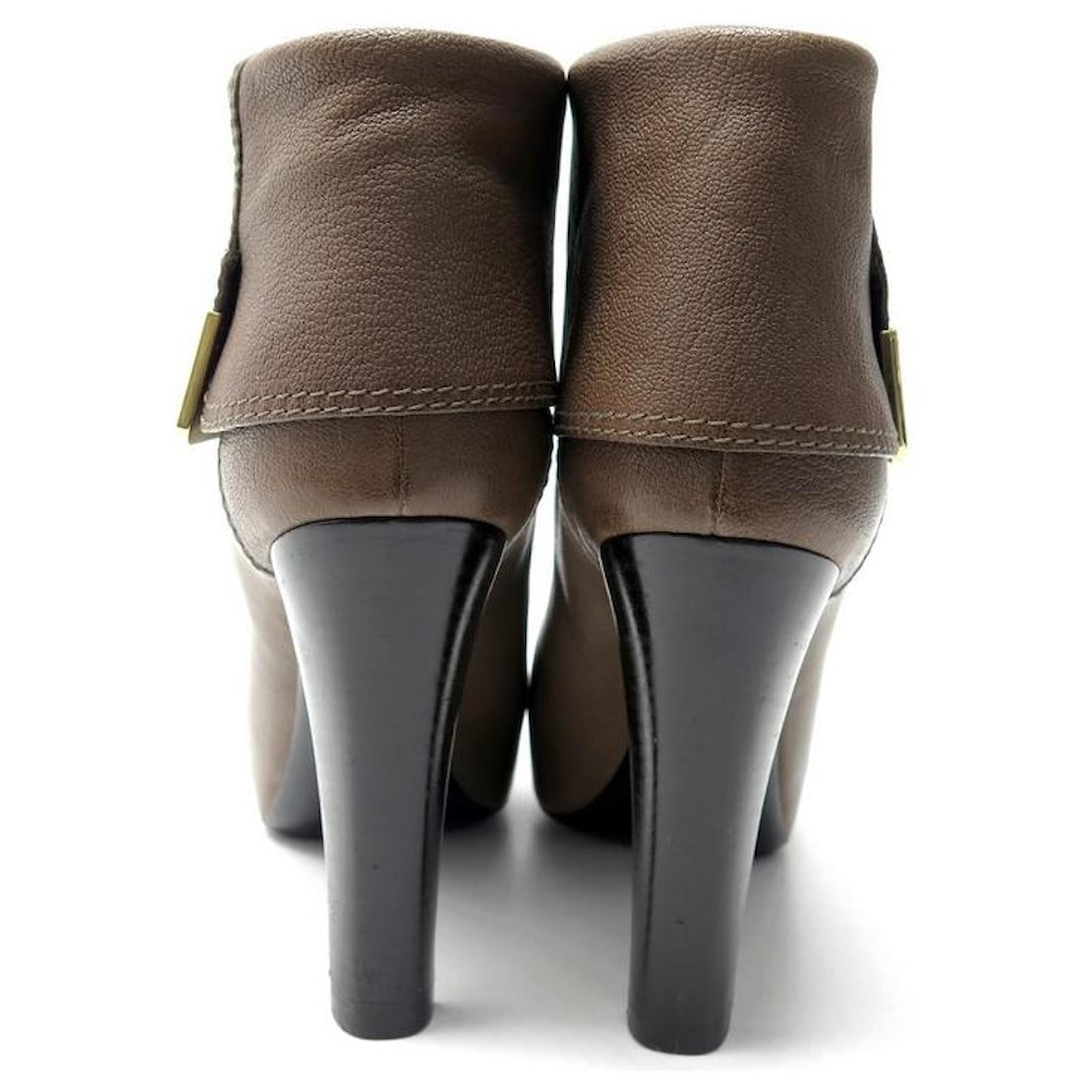 Louis Vuitton ankle boots Brown Leather ref.475631 - Joli Closet