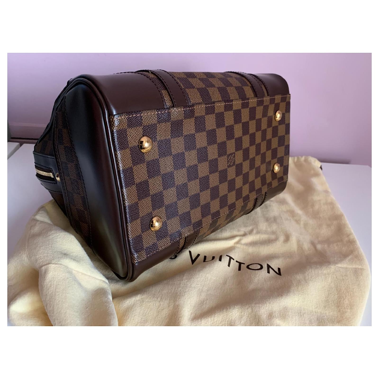 Louis Vuitton Berkeley bag in checkered canvas Brown Leather Cloth  ref.233636 - Joli Closet