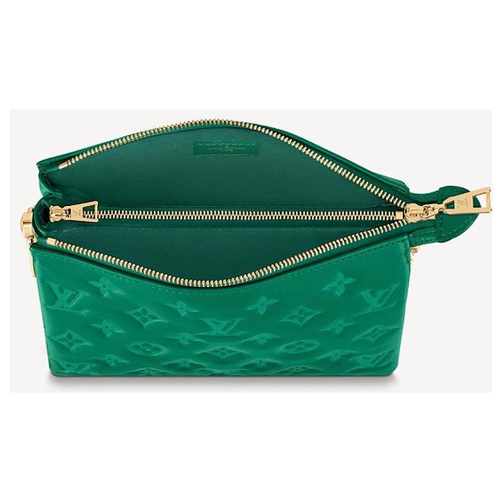 Coussin leather handbag Louis Vuitton Green in Leather - 28907015