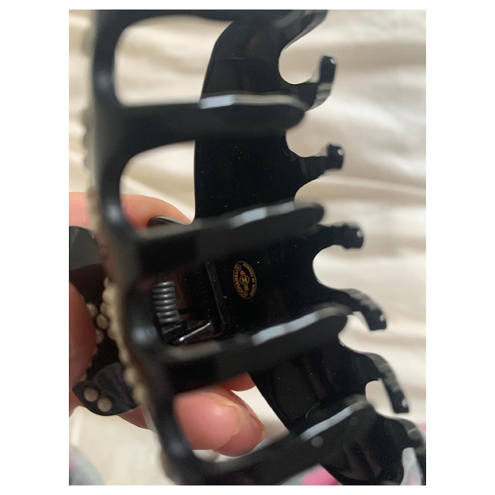 Chanel Hair accessories Black White Plastic ref.395407
