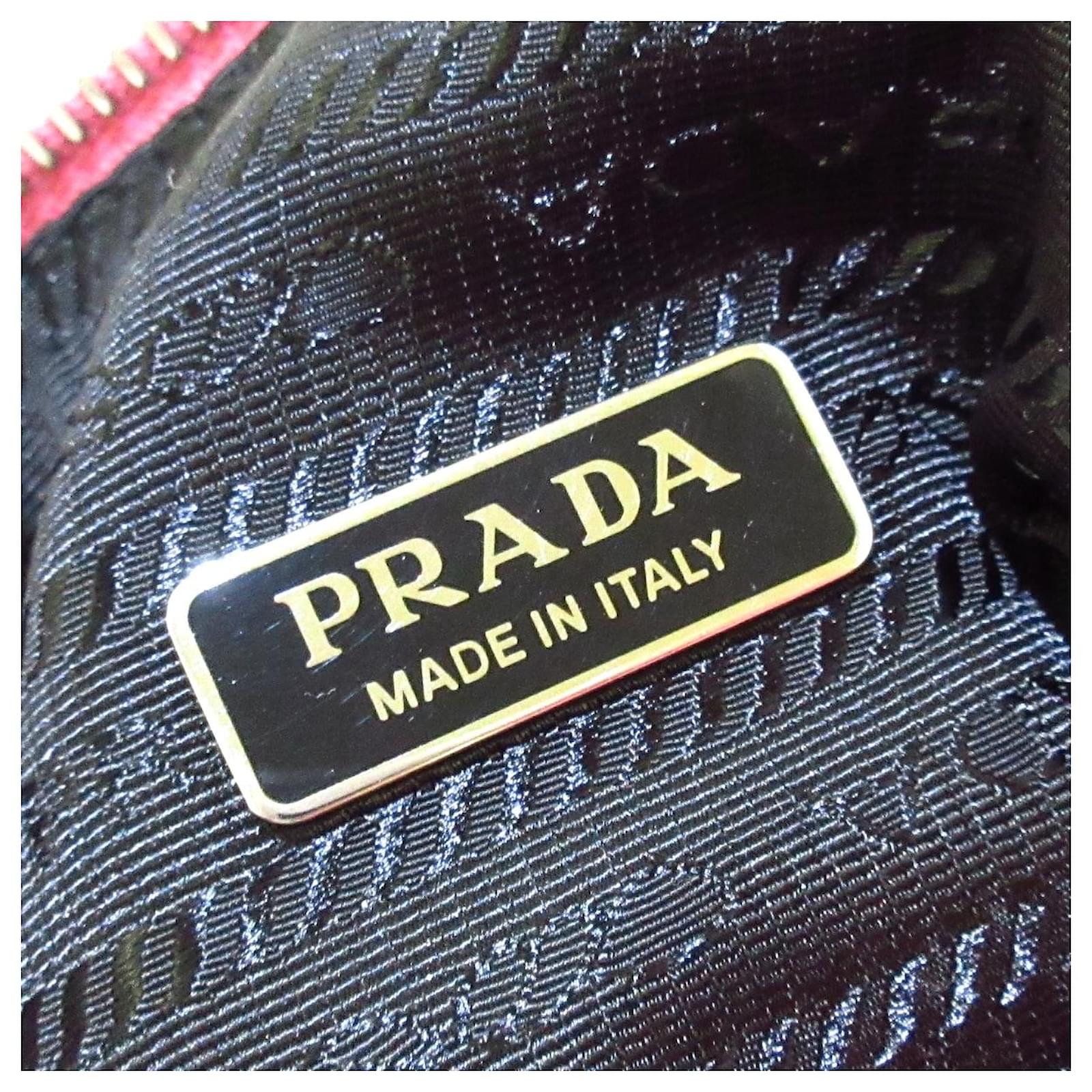 Prada Handbag Fuschia Fur ref.397715 - Joli Closet
