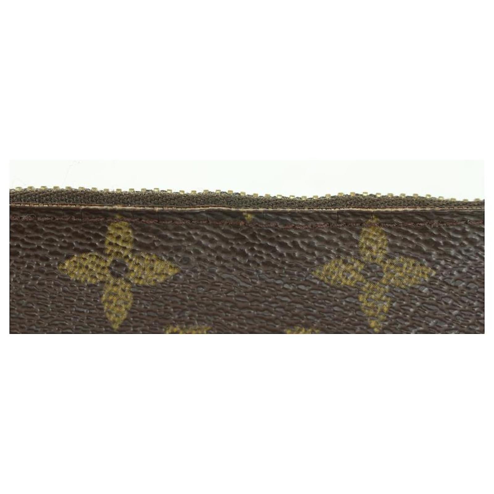 Louis Vuitton Portachiavi Pochette Cles Portachiavi con Monogramma Giallo  Bell Boy Sposo ref.322435 - Joli Closet