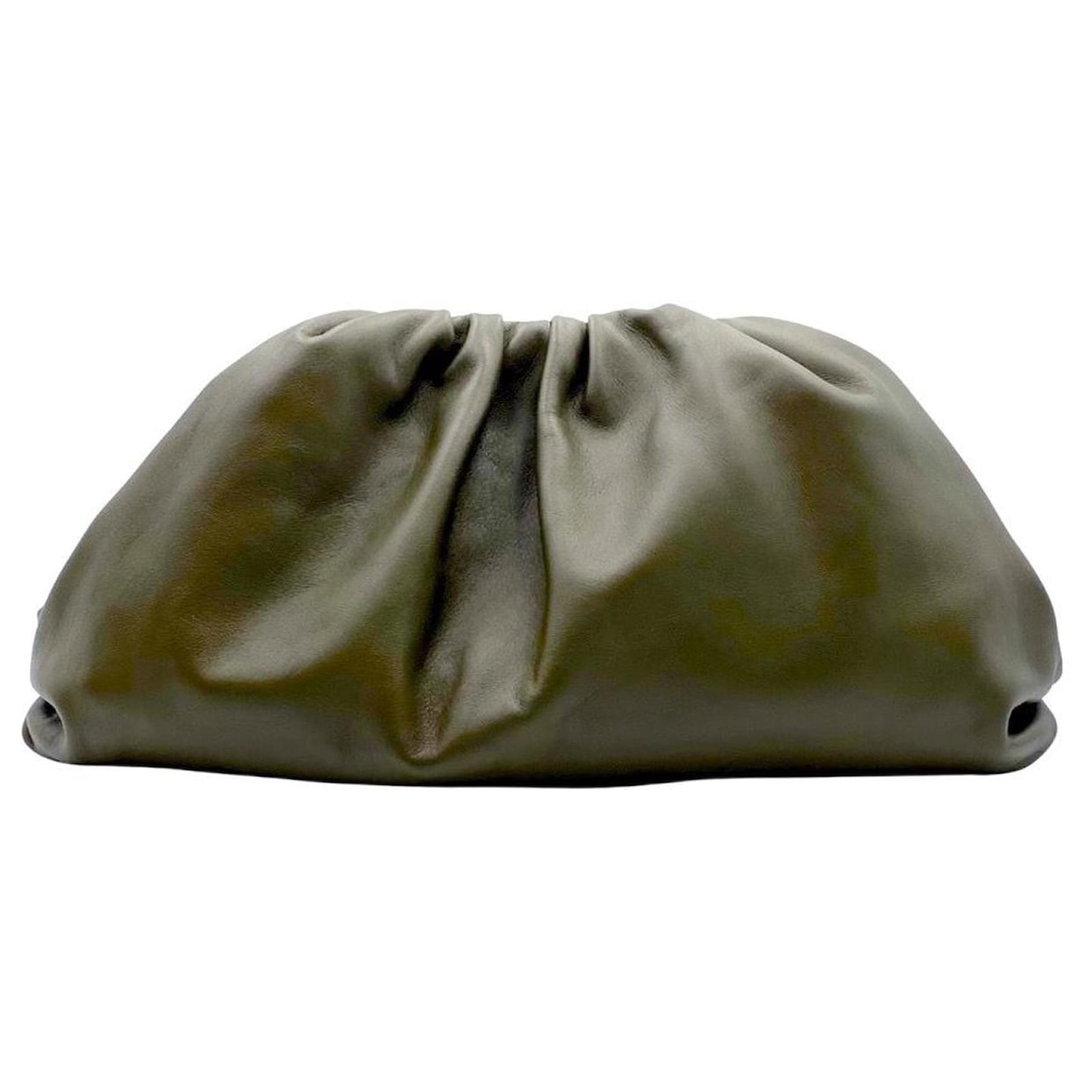 小物 BOTTEGA VENETA Bottega Veneta pouch in khaki green leather ref.399313 - Joli Closet