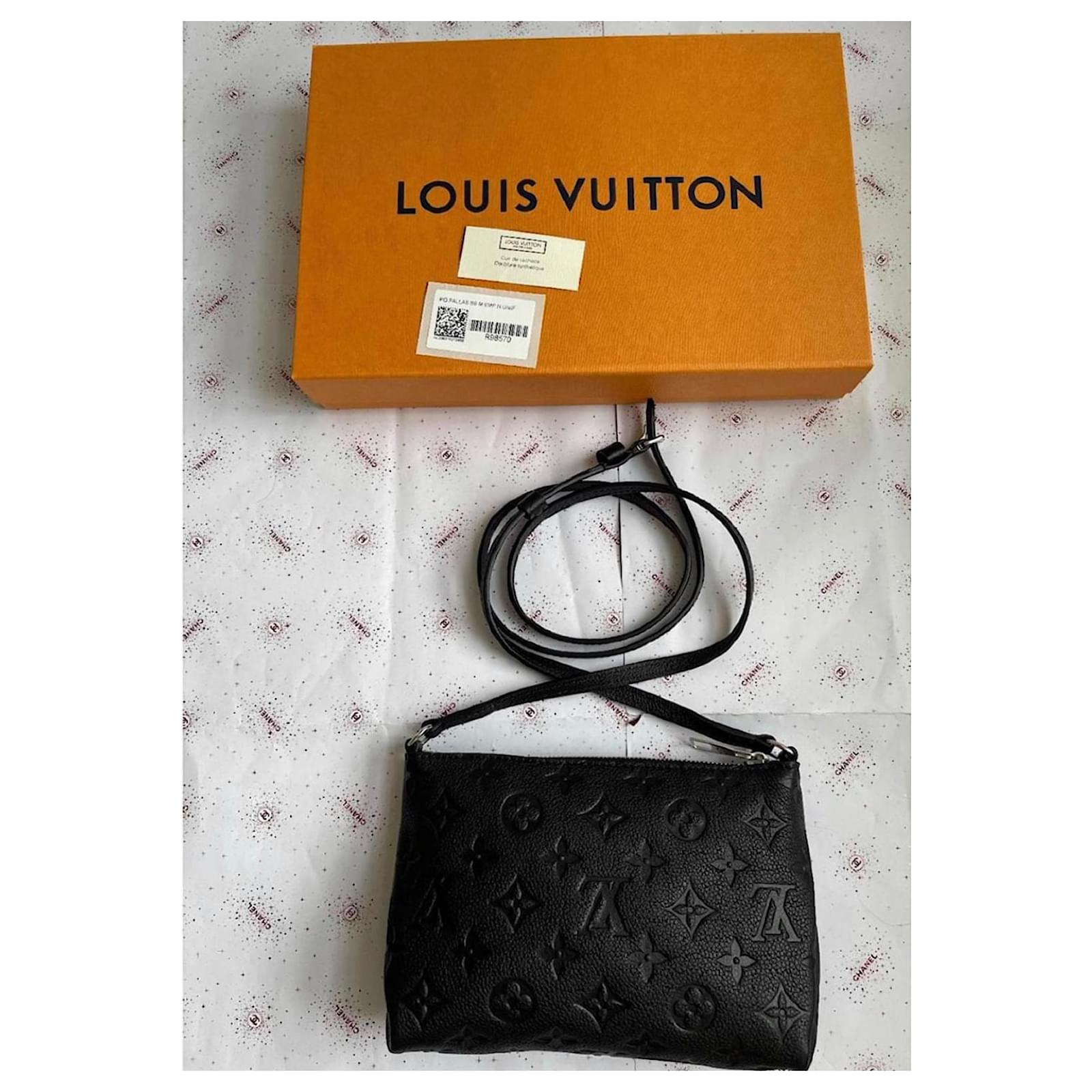 Louis Vuitton Pallas Black Leather ref.402864 - Joli Closet