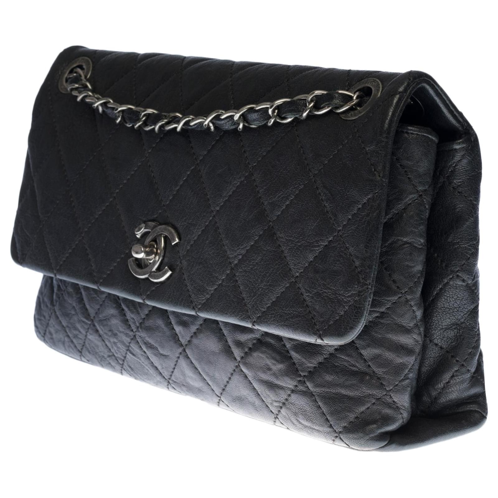 31 vintage wool handbag Chanel Black in Wool - 27475465
