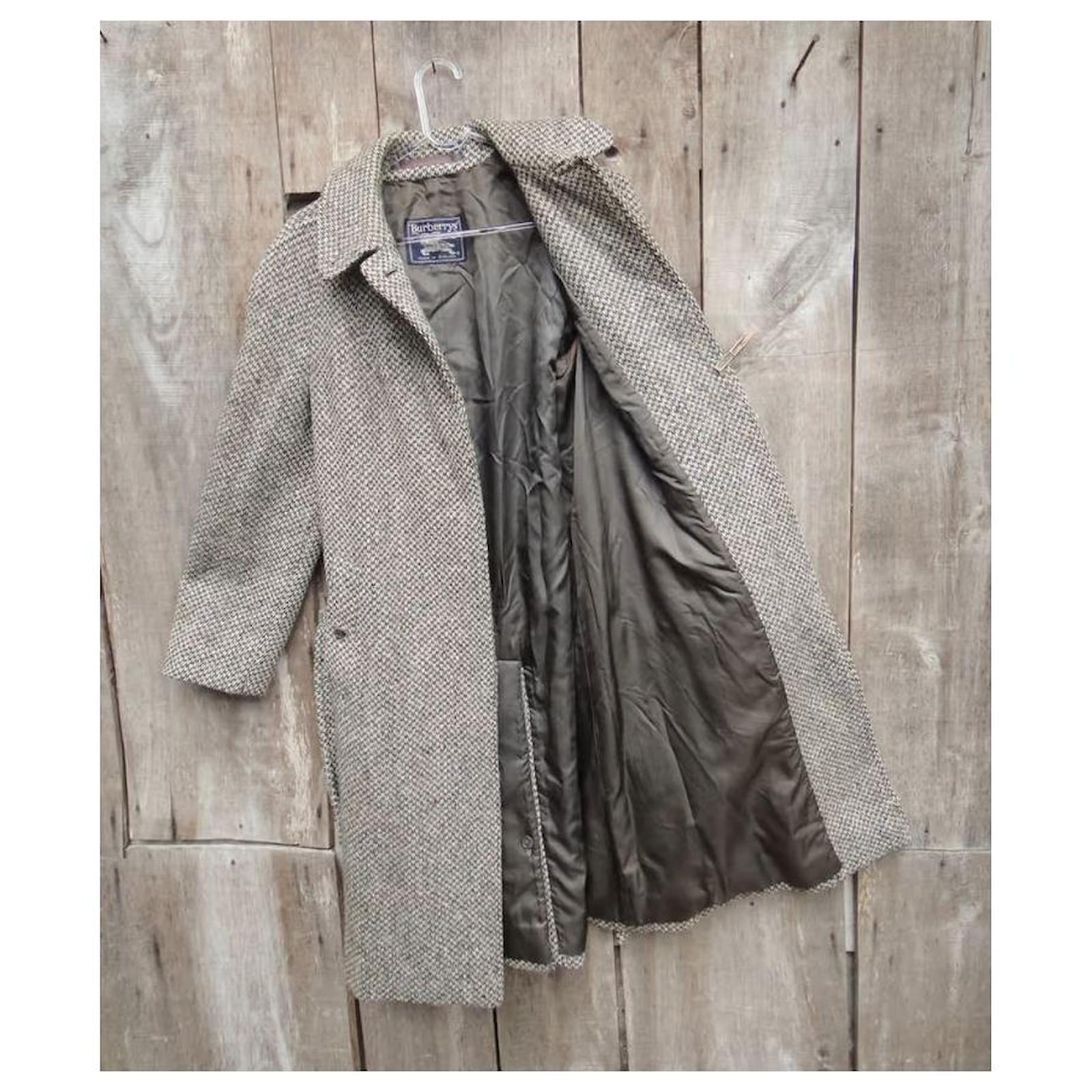 vintage Burberry coat in Irish Tweed size 40 Grey ref.404958