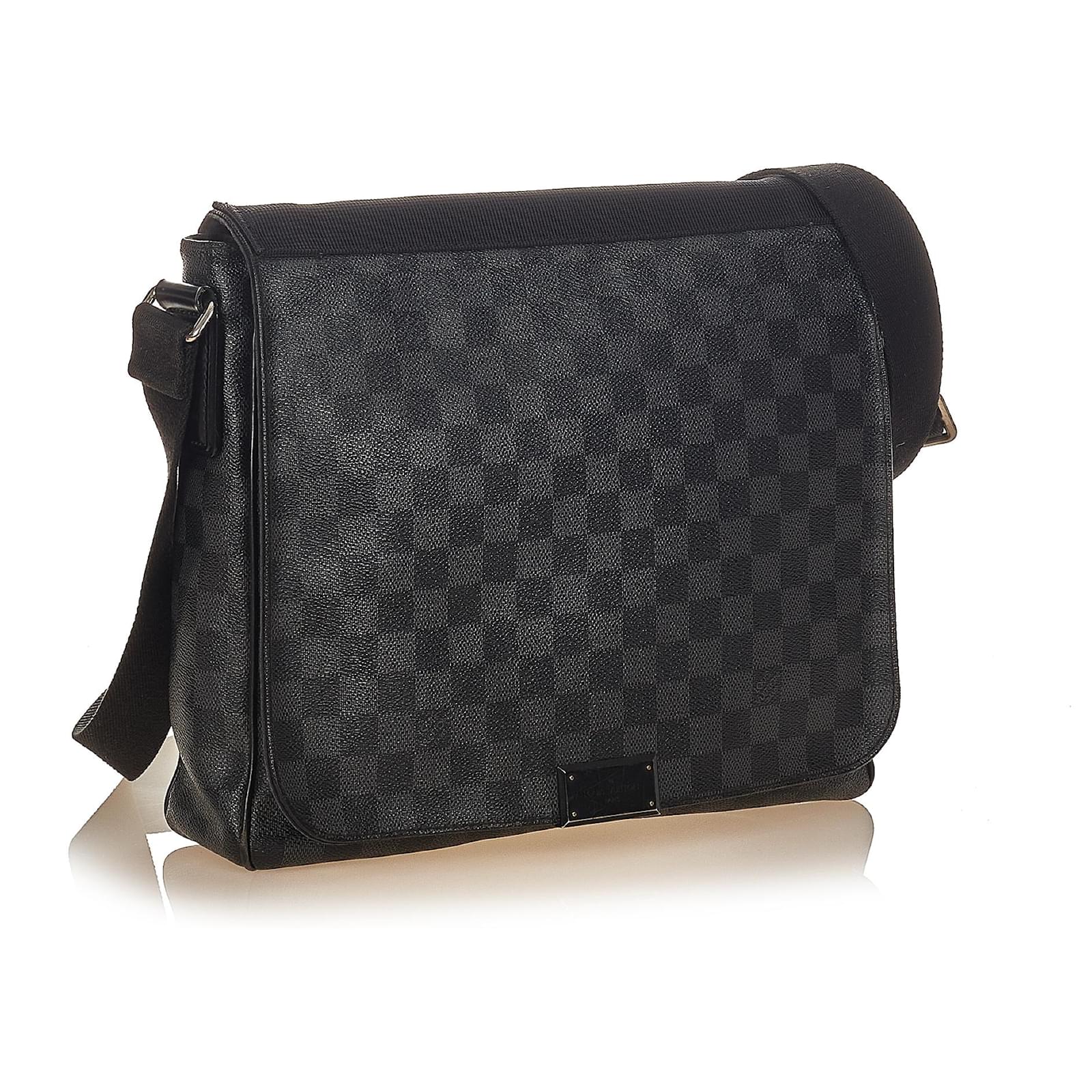 Louis Vuitton Damier Graphite District MM - Black Messenger Bags