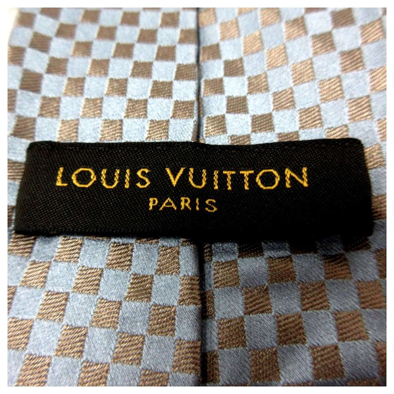 Louis Vuitton Petit damier Grey Silk ref.405897 - Joli Closet