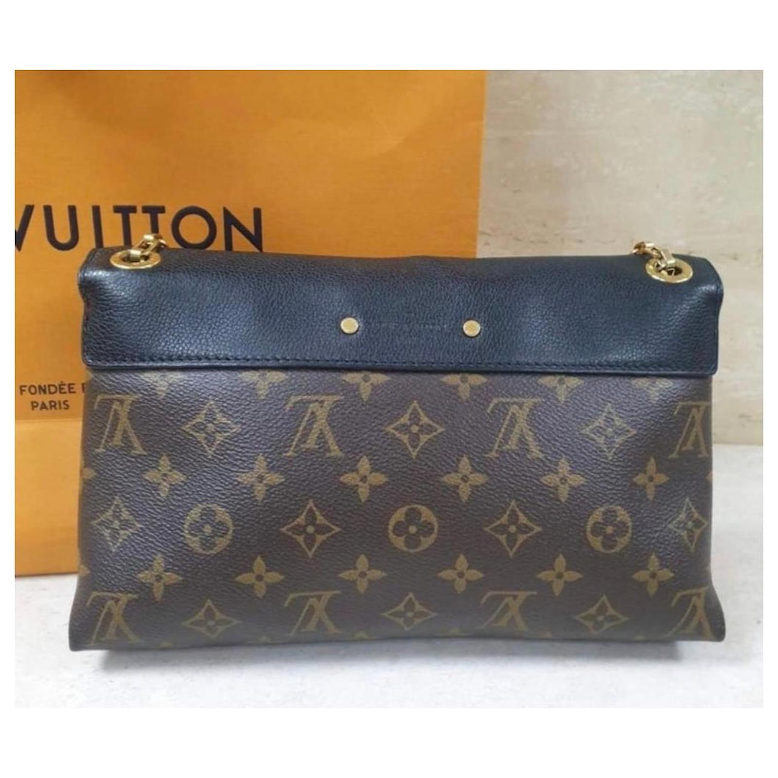Louis Vuitton Black Monogram Canvas Pallas Chain Bag Multiple colors Cloth  ref.408654 - Joli Closet