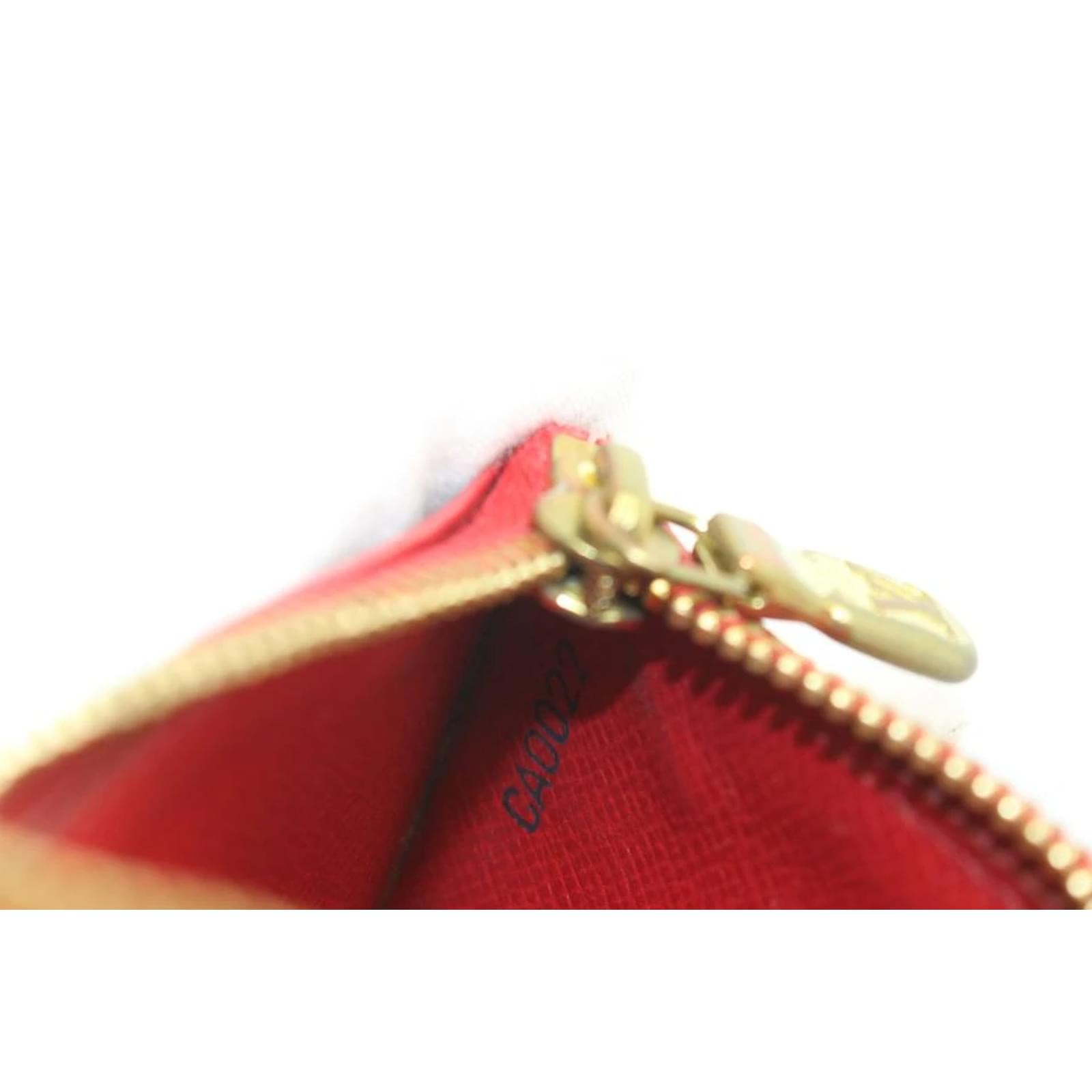 Louis Vuitton Red Epi Leather Key Pouch Pochette Cles Keychain ref.408845 -  Joli Closet