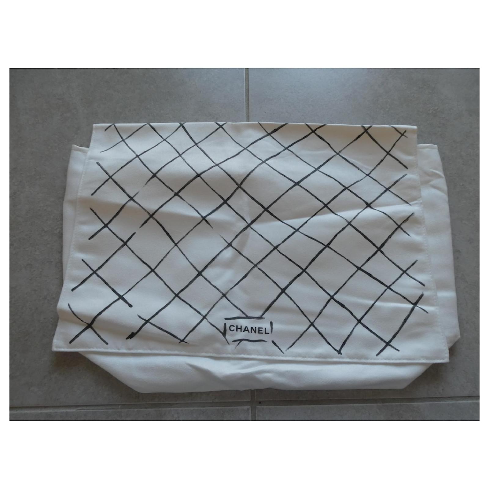 empty chanel box for handbag with its dustbag Black ref.409150 - Joli Closet