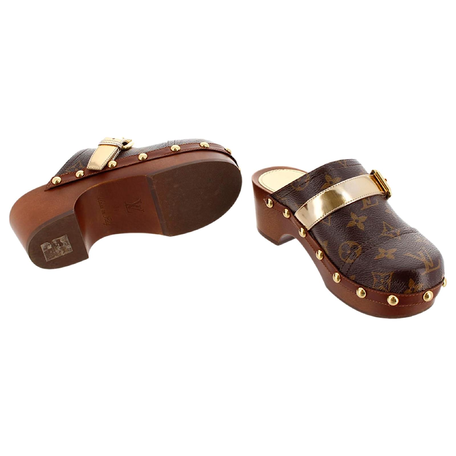 Louis Vuitton Brown Monogram Cottage Mule Sandals Leather ref.938368 - Joli  Closet