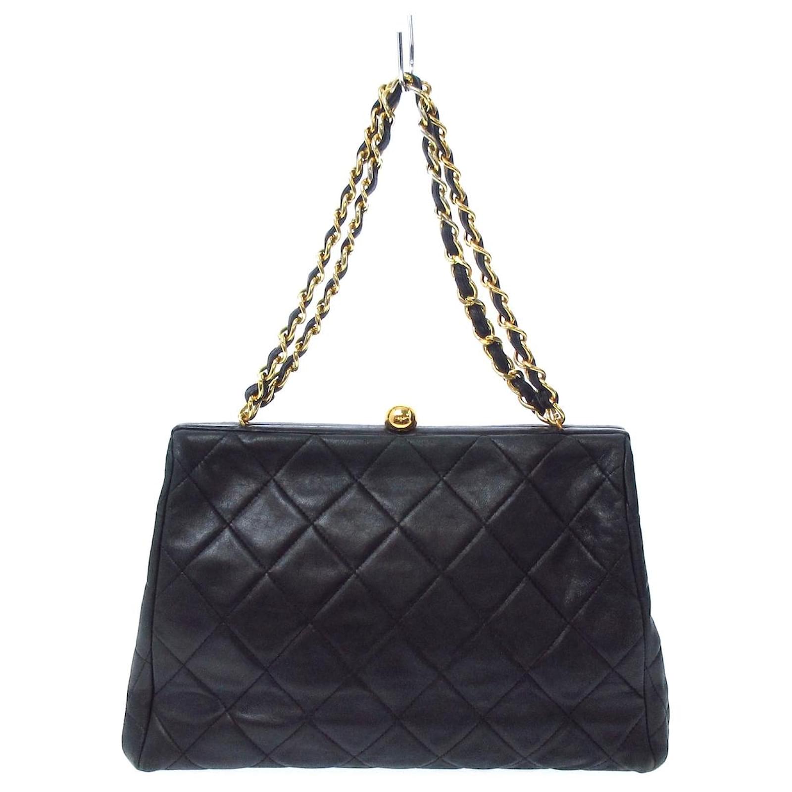 Chanel Matrasse Black Leather ref.409595 - Joli Closet
