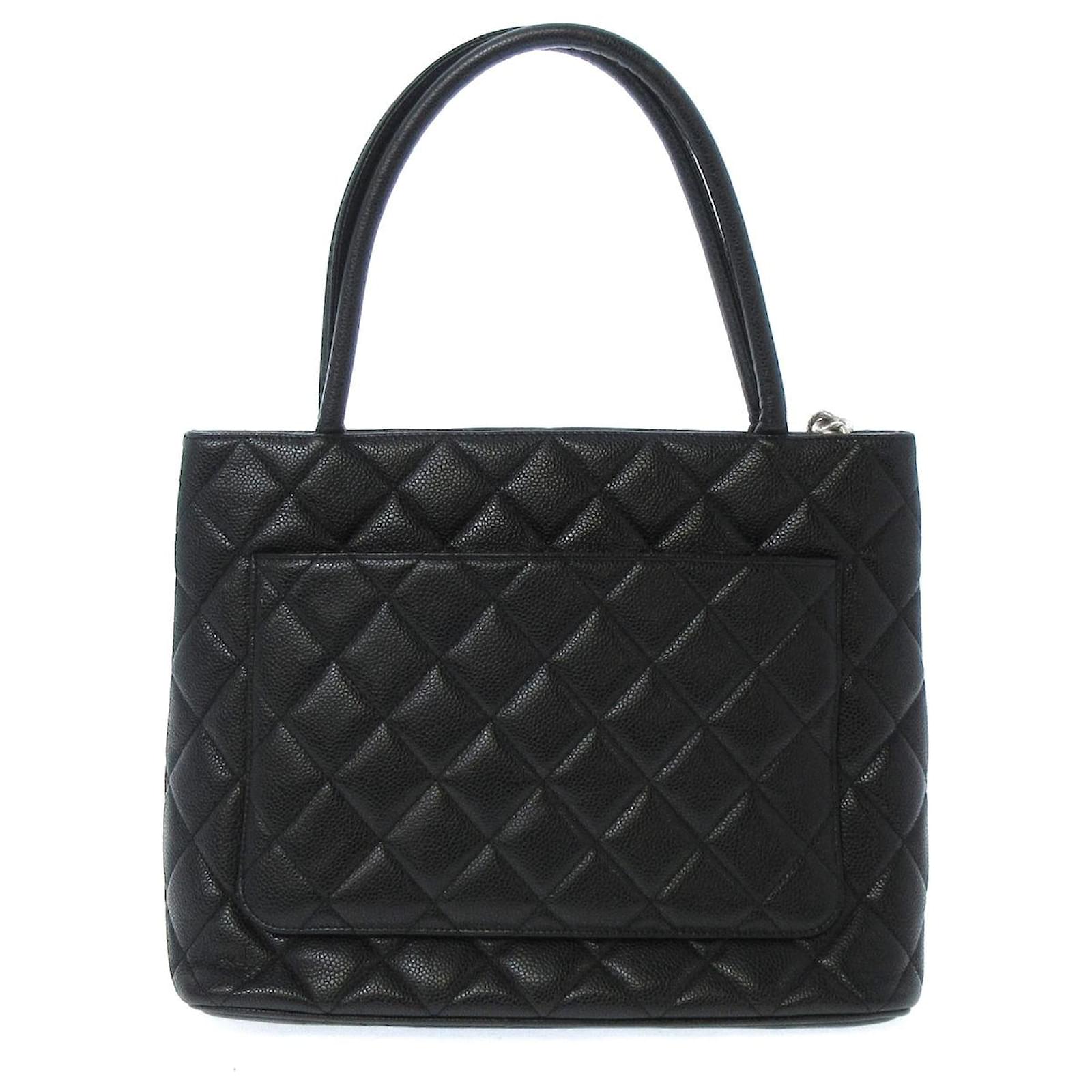 Chanel shopping Black Leather ref.410607 - Joli Closet