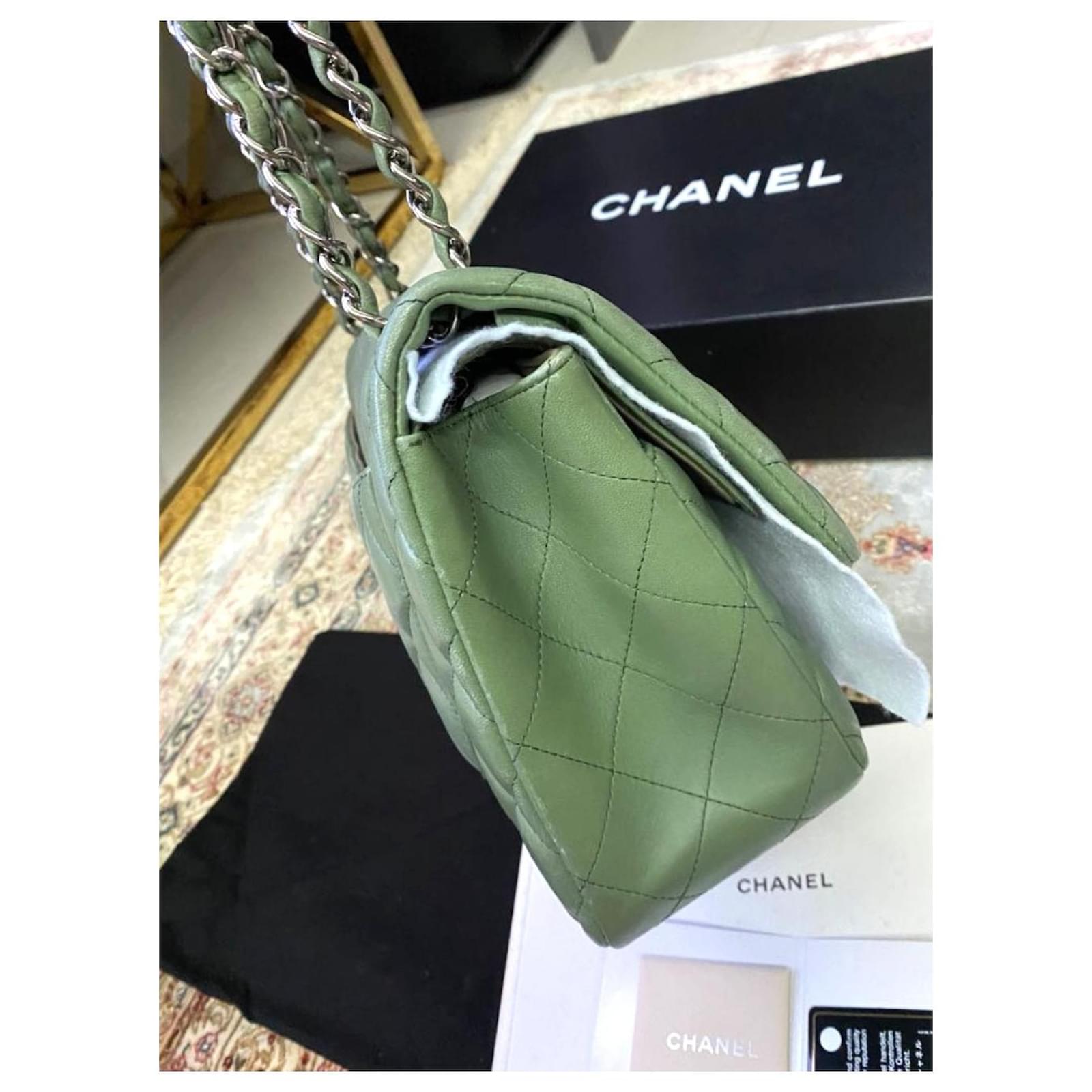 Chanel Jumbo Timeless Classic flap bag Olive green Leather ref