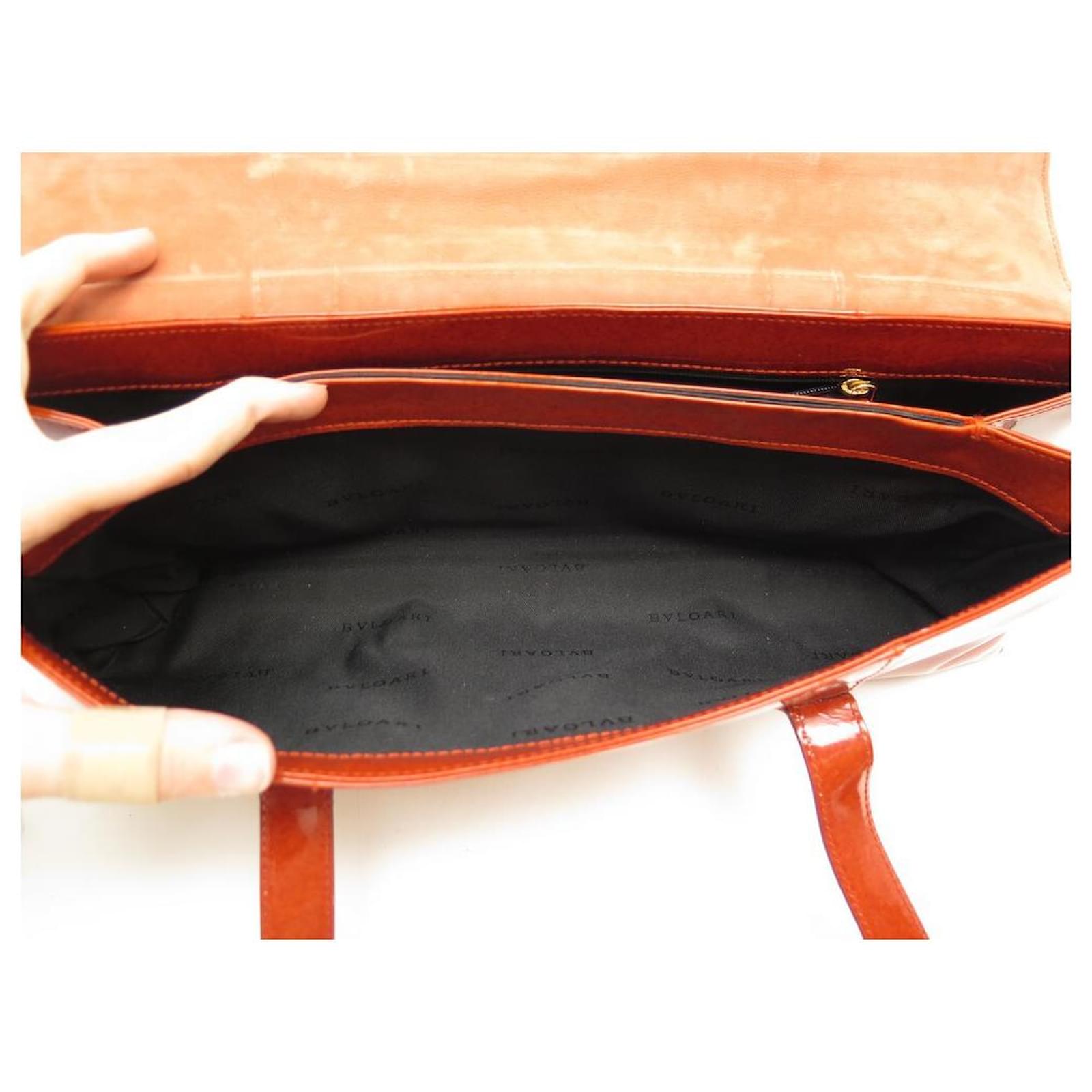 NEW BULGARI HANDBAG 35CM IN PATENT LEATHER AND DARK ORANGE SUEDE HAND BAG  ref.411052 - Joli Closet