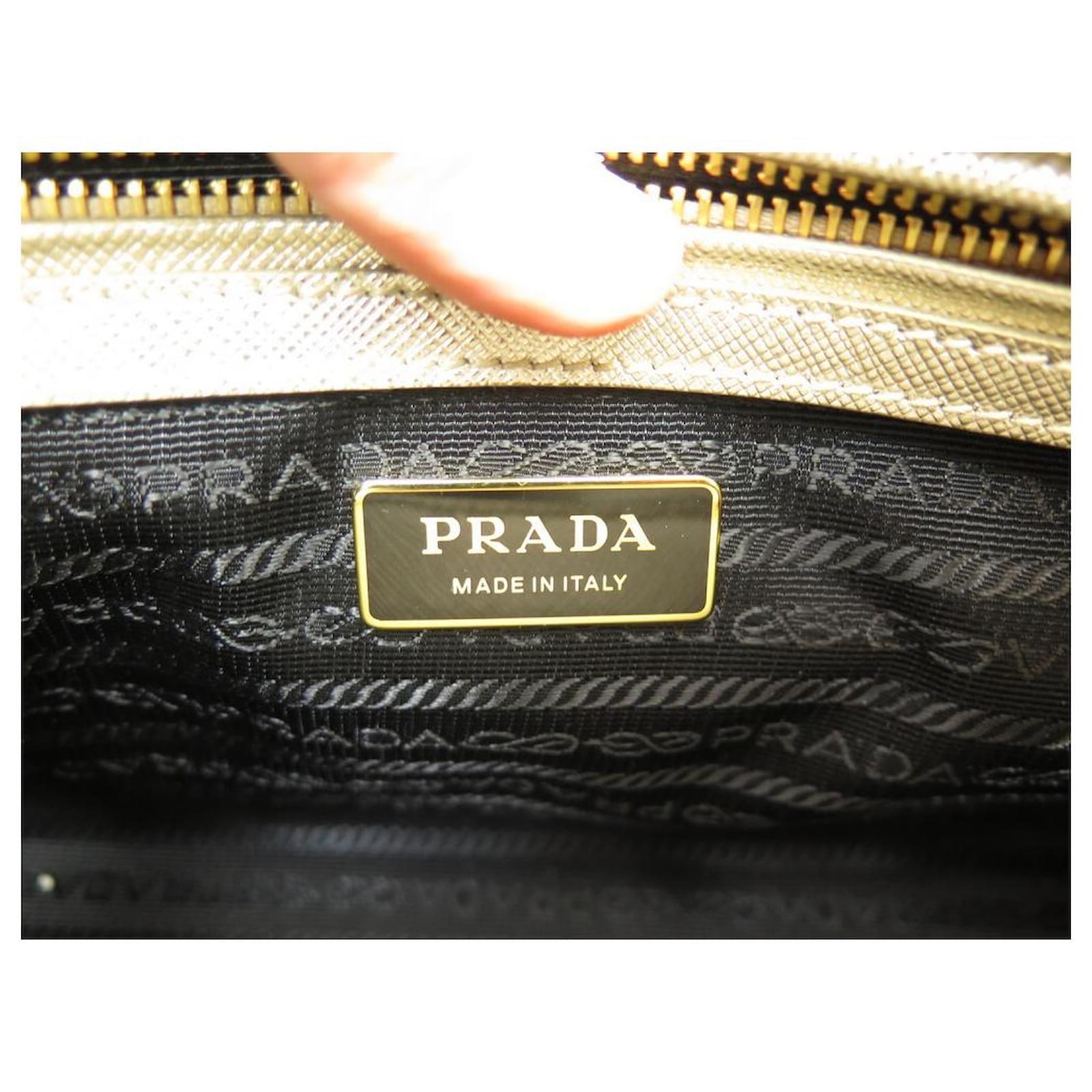 NEW PRADA MINI GALLERIA HANDBAG 1BA896 GOLD SAFFIANO LEATHER BANDOULIERE  Golden ref.411228 - Joli Closet