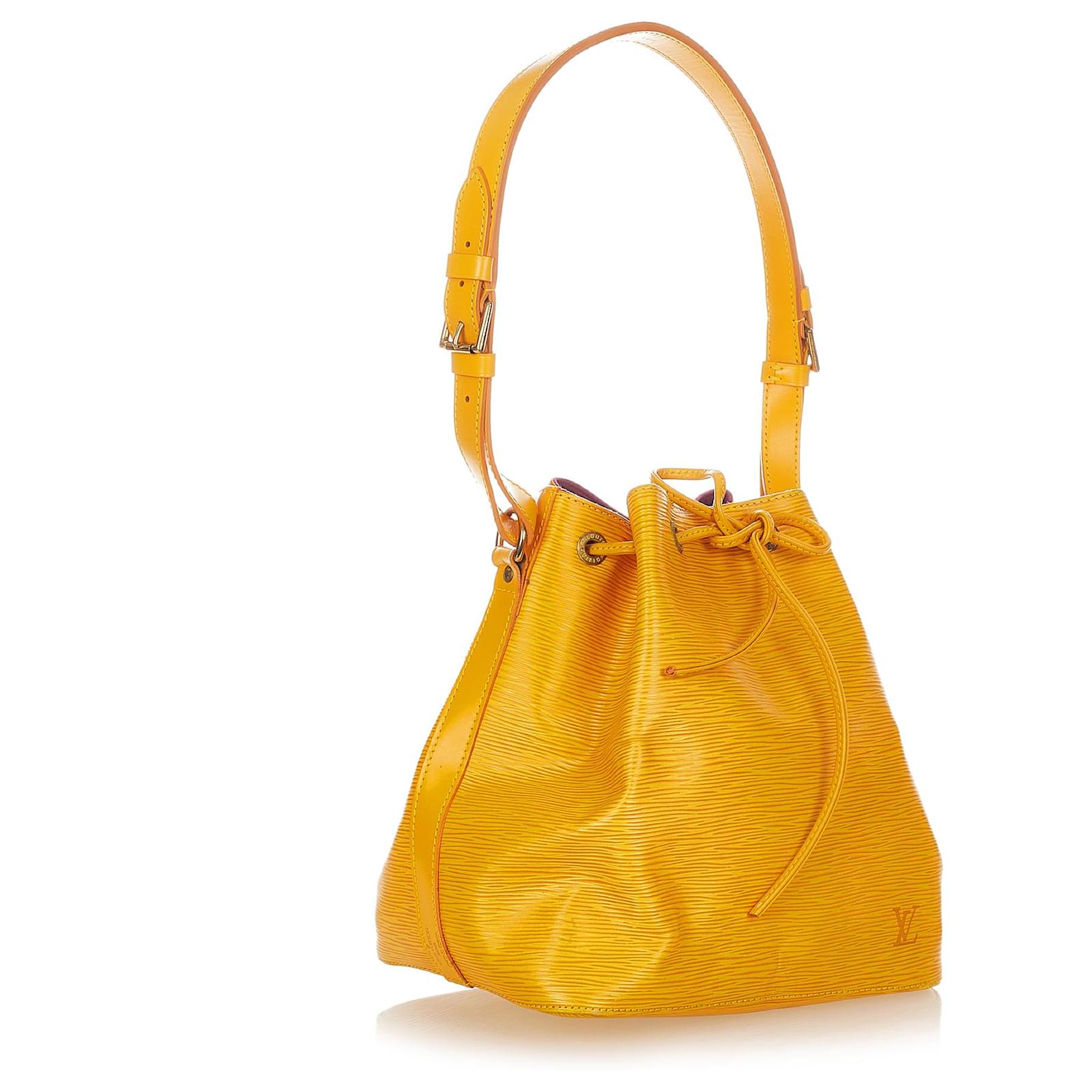 Louis Vuitton Yellow Epi Petit Noe Leather ref.413093 - Joli Closet