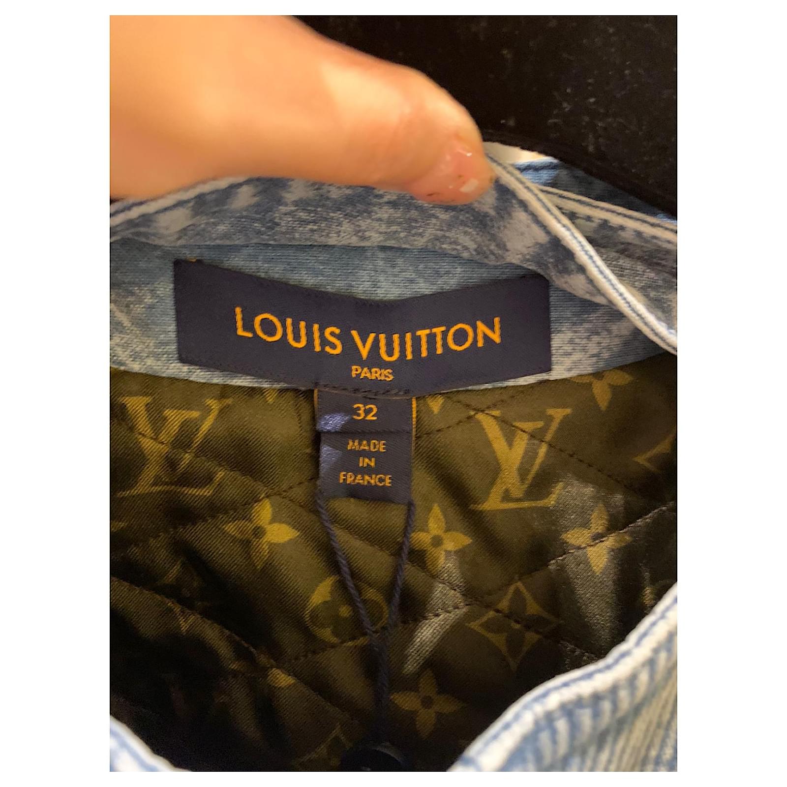 Louis Vuitton RIBBED DETAIL DENIM BOMBER JACKET Blue Cotton ref.413703 -  Joli Closet
