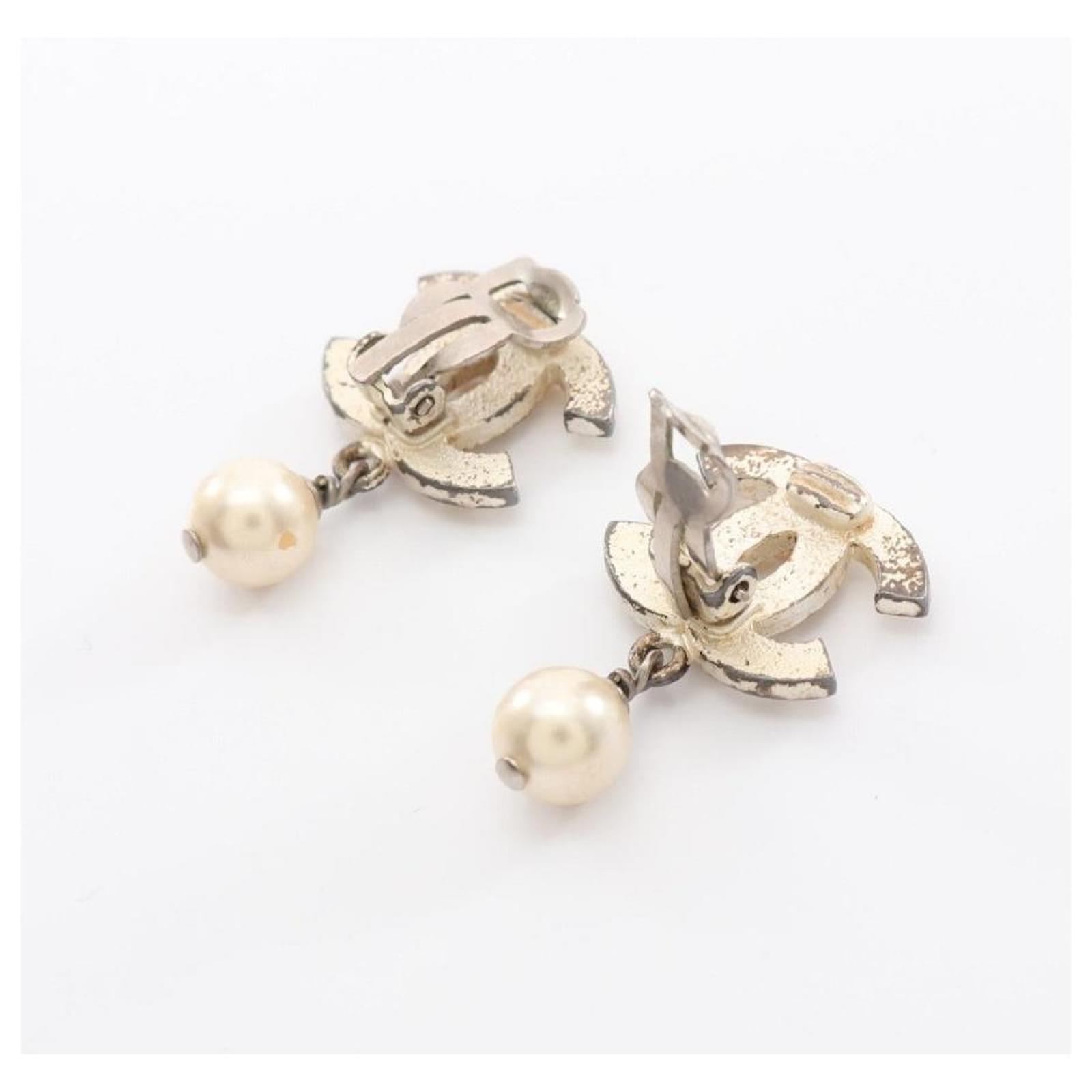 Chanel CC Faux Pearl Dangling Earrings in Silver Metal