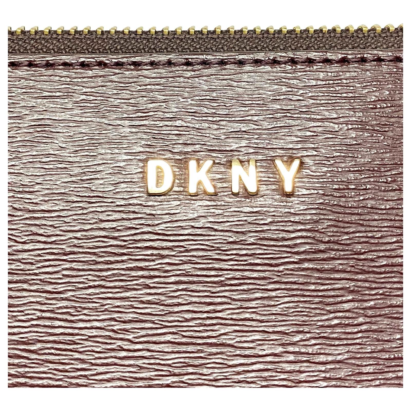 Donna Karan DKNY Bryant Demi Crossbody Bag in Burgundy Leather Dark red  ref.414367 - Joli Closet