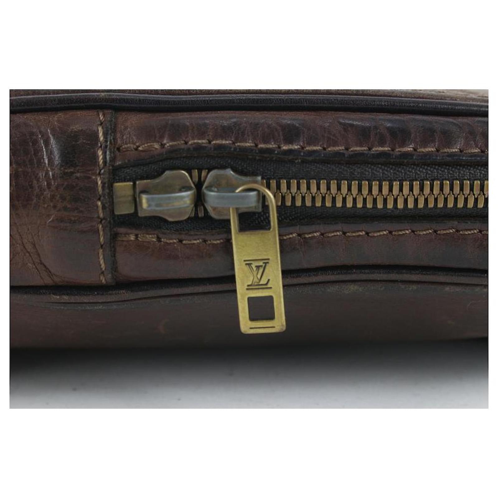 Utility belt bag Louis Vuitton Brown in Plastic - 26058568