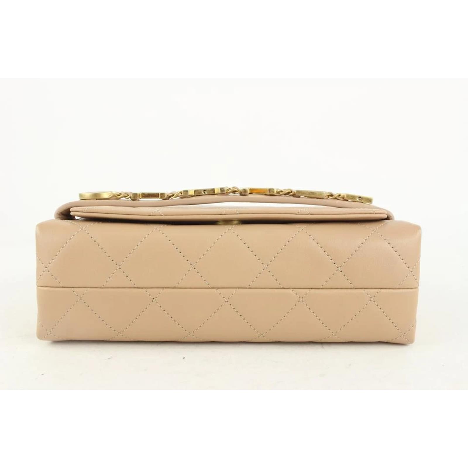 Chanel Quilted Beige Leather Enchained Top Handle Crossbody Flap Bag  1111C27 ref.415200 - Joli Closet