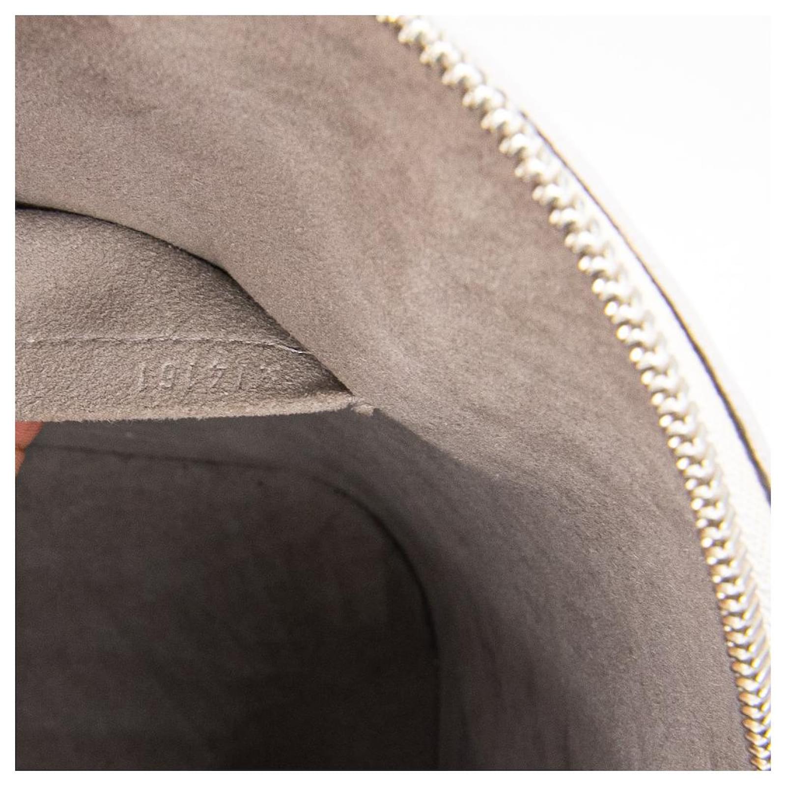 Louis Vuitton Alma GM Gray Epi Leather Grey ref.416853 - Joli Closet