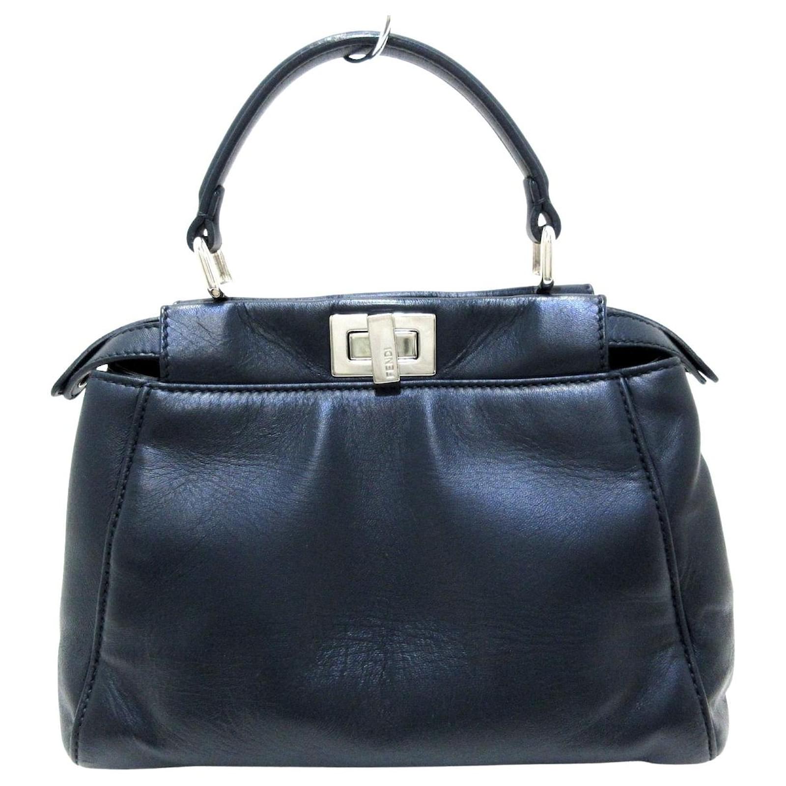 Fendi Peekaboo Navy blue Leather ref.418469 - Joli Closet