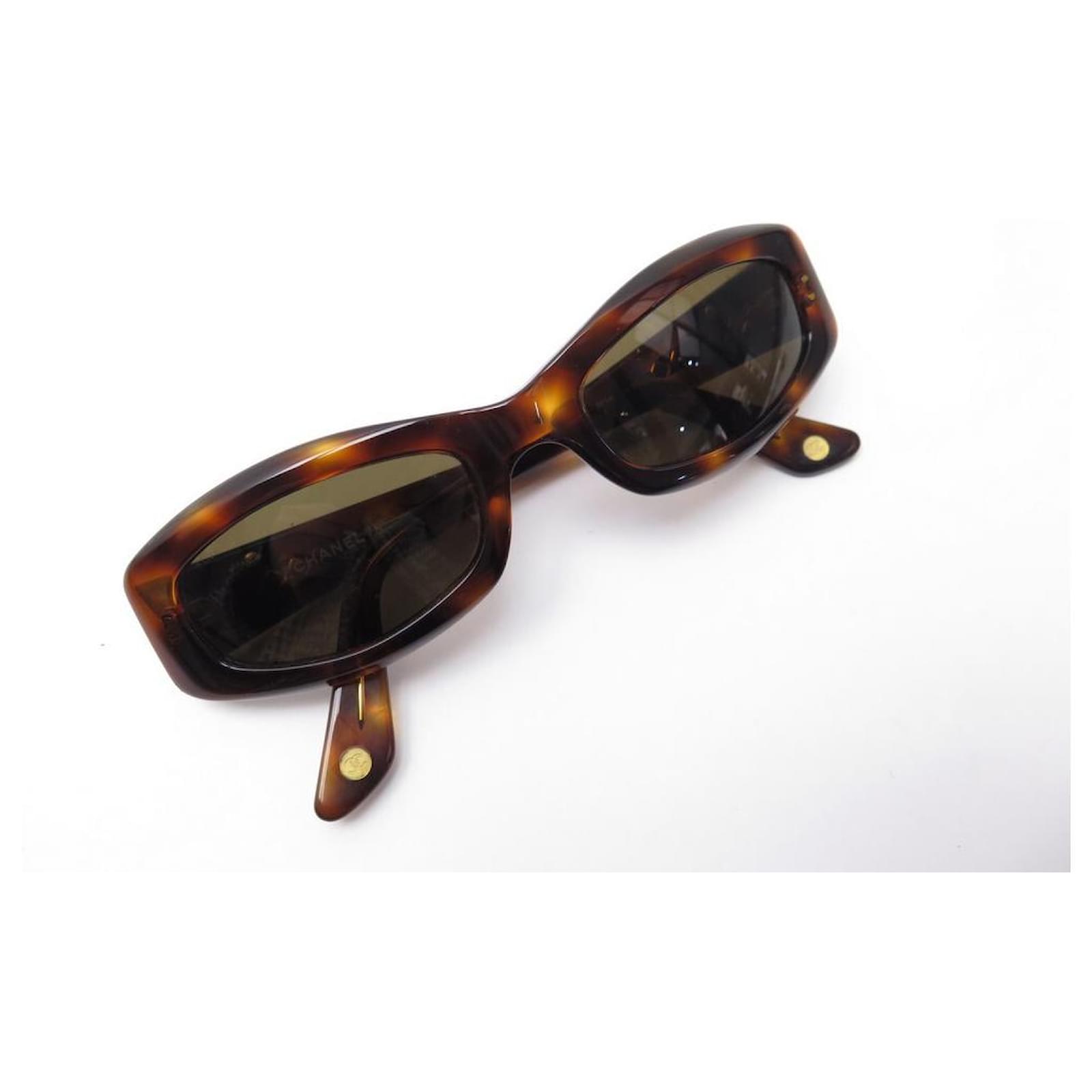 CHANEL 90s BROWN TORTOISE FRAME QUILTED SUNGLASSES