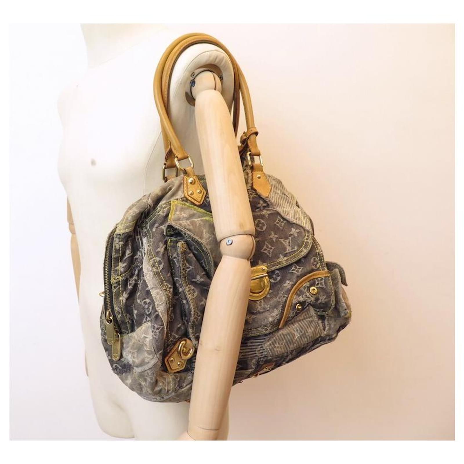 HANDBAG LOUIS VUITTON BOWLY MONOGRAM DENIM GRAY ED LIMITEE HAND BAG Grey  Cloth ref.418901 - Joli Closet