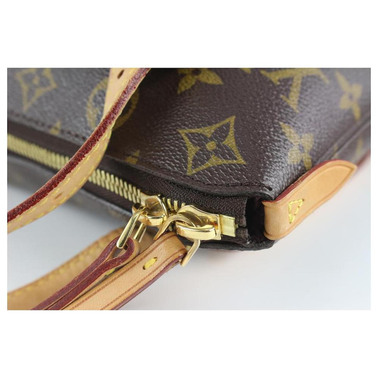 Louis Vuitton Discontinued Monogram Tuileries Tote Bag Leather ref.418921 -  Joli Closet