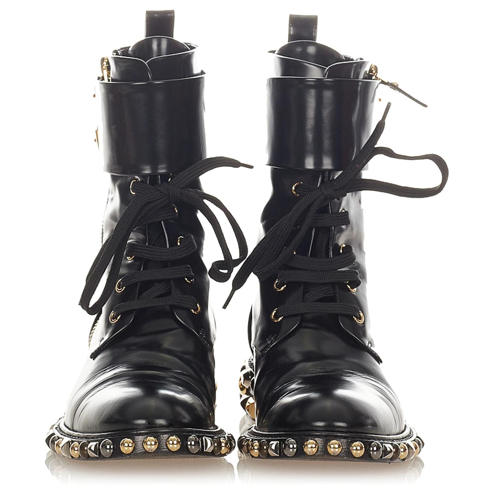 Louis Vuitton Black Ankle Leather Boots ref.419040 - Joli Closet