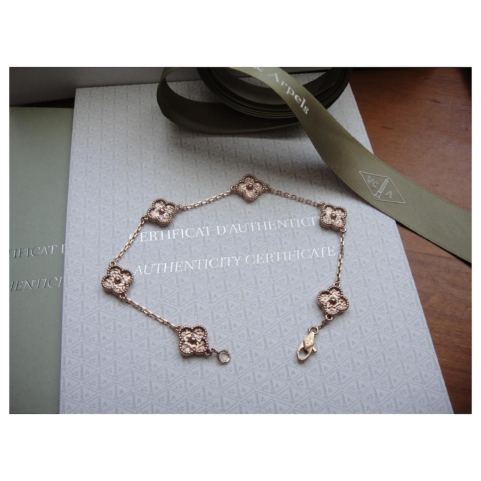 Van Cleef & Arpels Sweet Alhambra Bracelet 6 Rose Gold patterns 750/1000  Golden Pink gold ref.419481 - Joli Closet