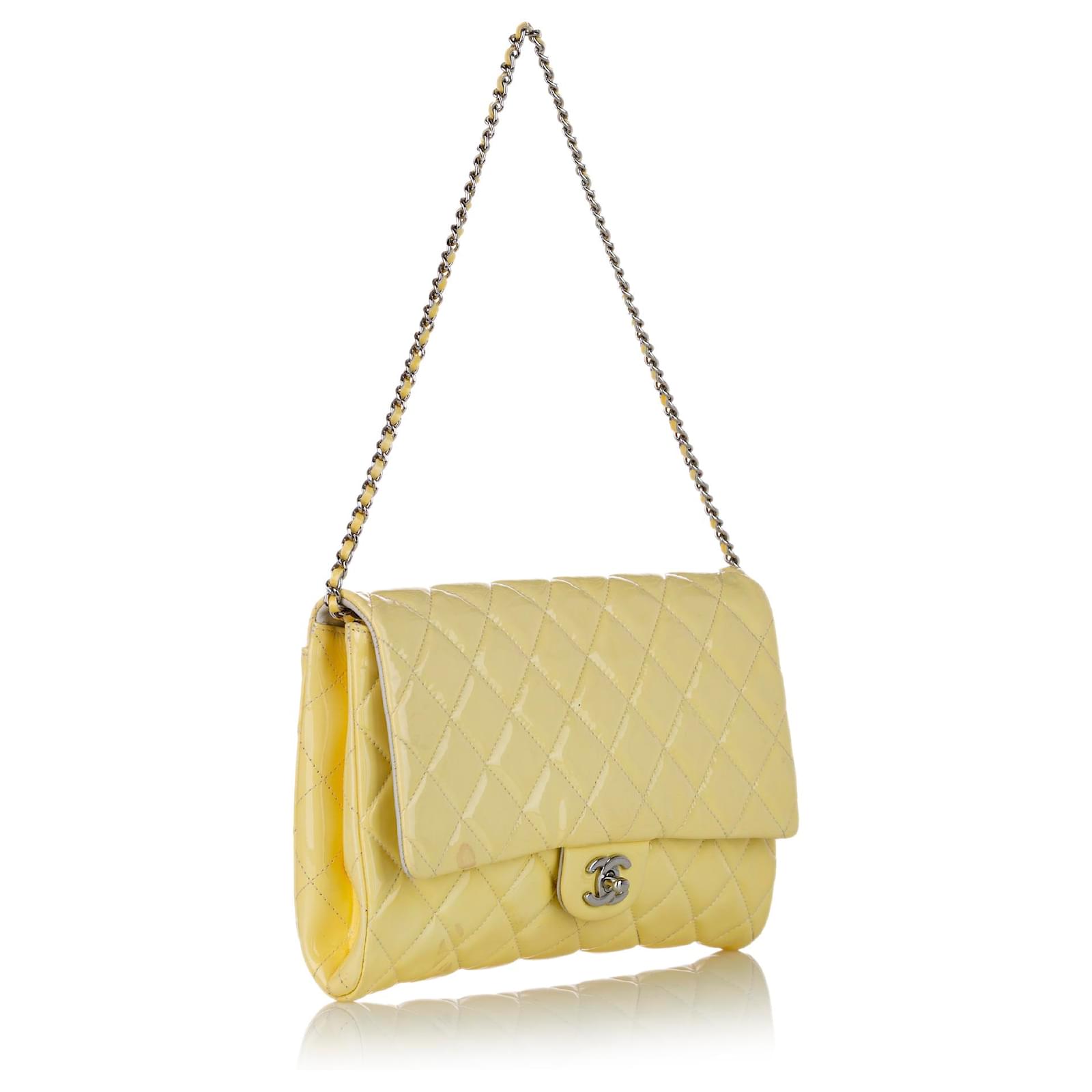 Chanel Yellow Timeless Clutch with Chain Flap Bag Leather Patent leather  ref.420003 - Joli Closet