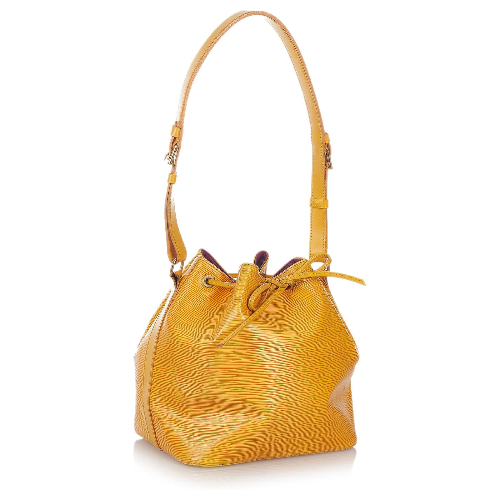 Louis Vuitton Yellow Epi Petit Noe Leather ref.421458 - Joli Closet