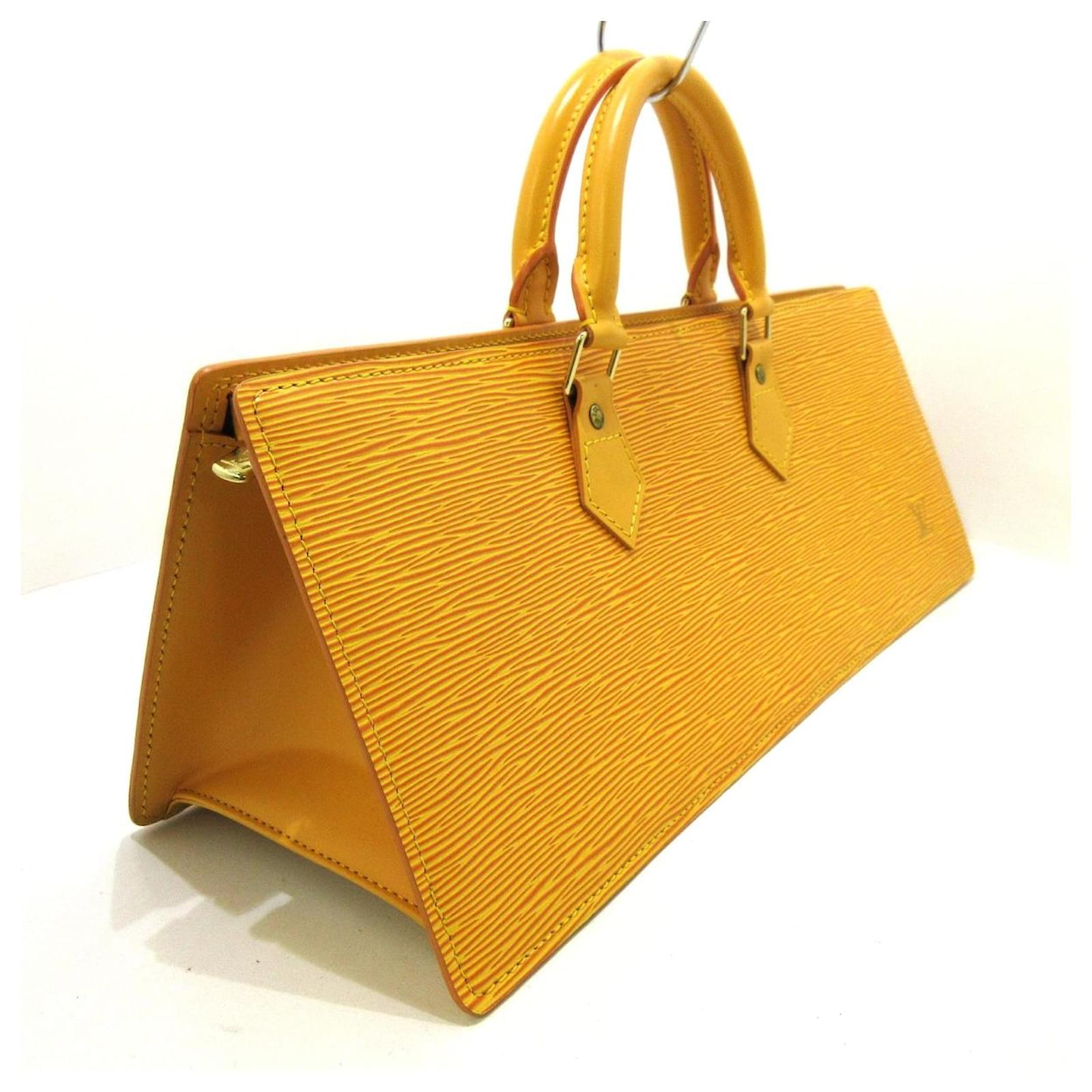 Top Louis vuitton in Seta Giallo taglia S International - 35242655