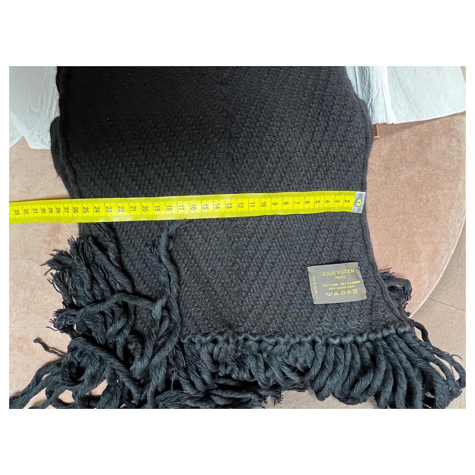Louis Vuitton Scarf Black Wool ref.473959 - Joli Closet