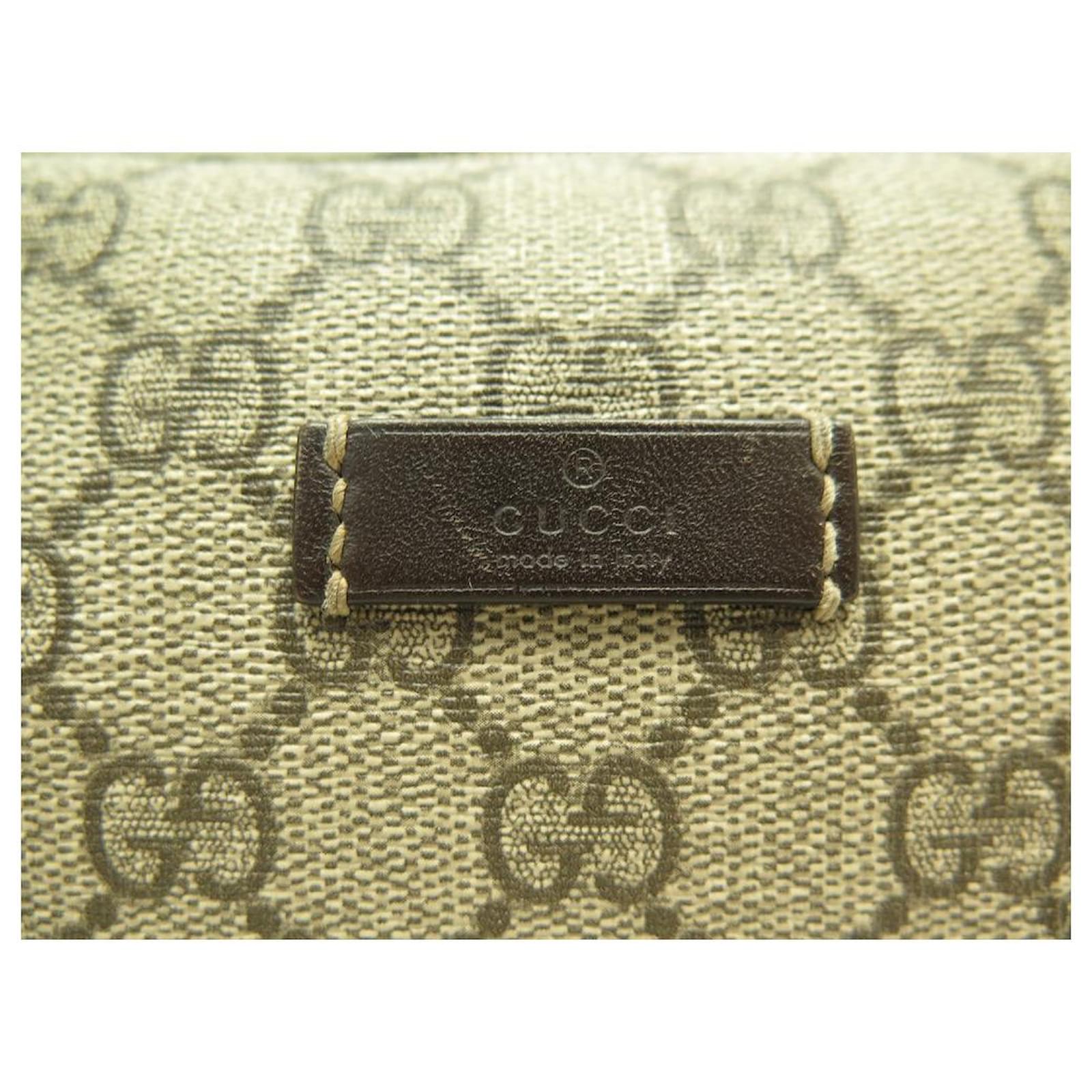 Gucci GG Canvas Toiletry Bag - Neutrals Cosmetic Bags, Accessories -  GUC638785