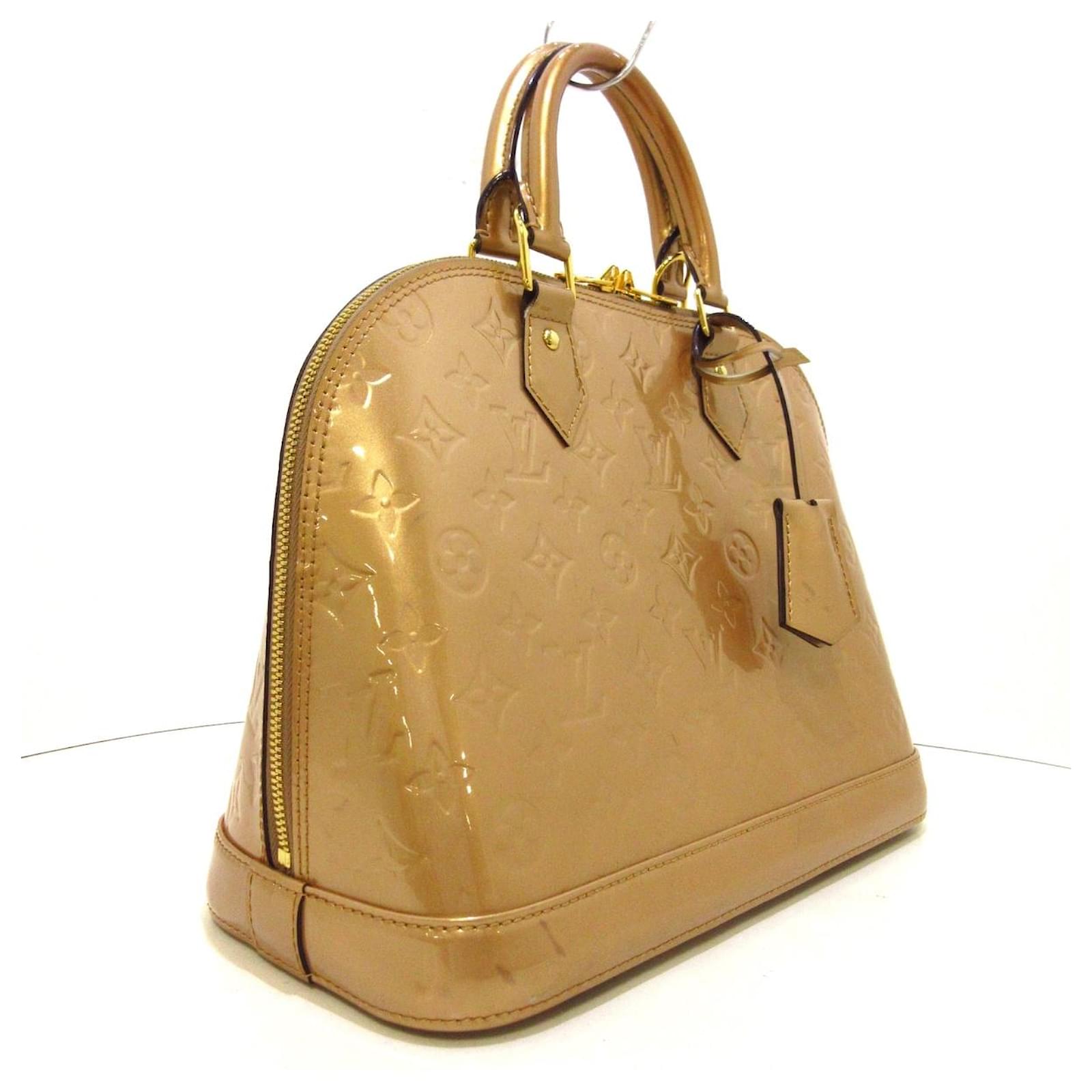 Louis Vuitton Alma Golden Patent leather ref.425072 - Joli Closet