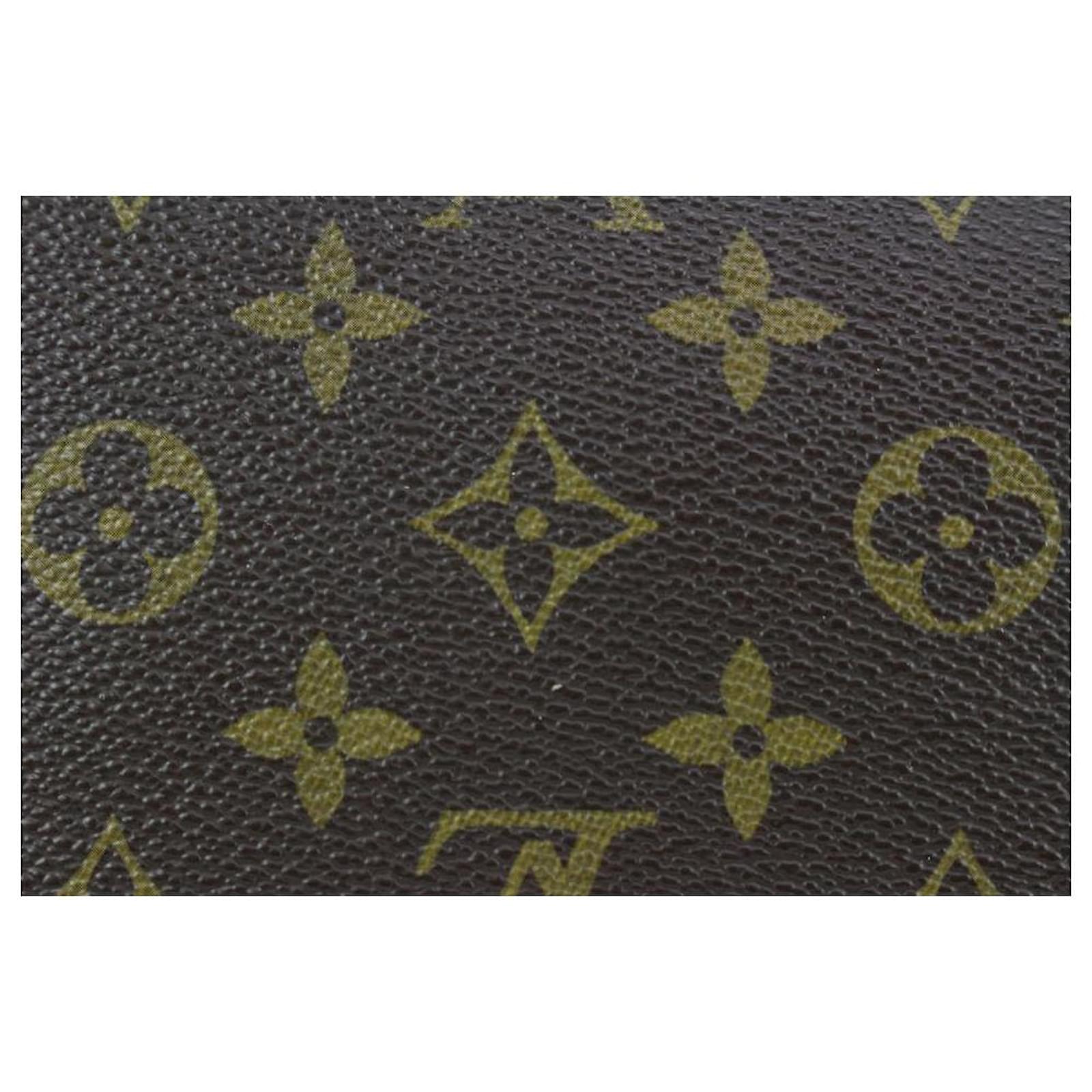 Pochette toilette louis vuitton 26 hotsell