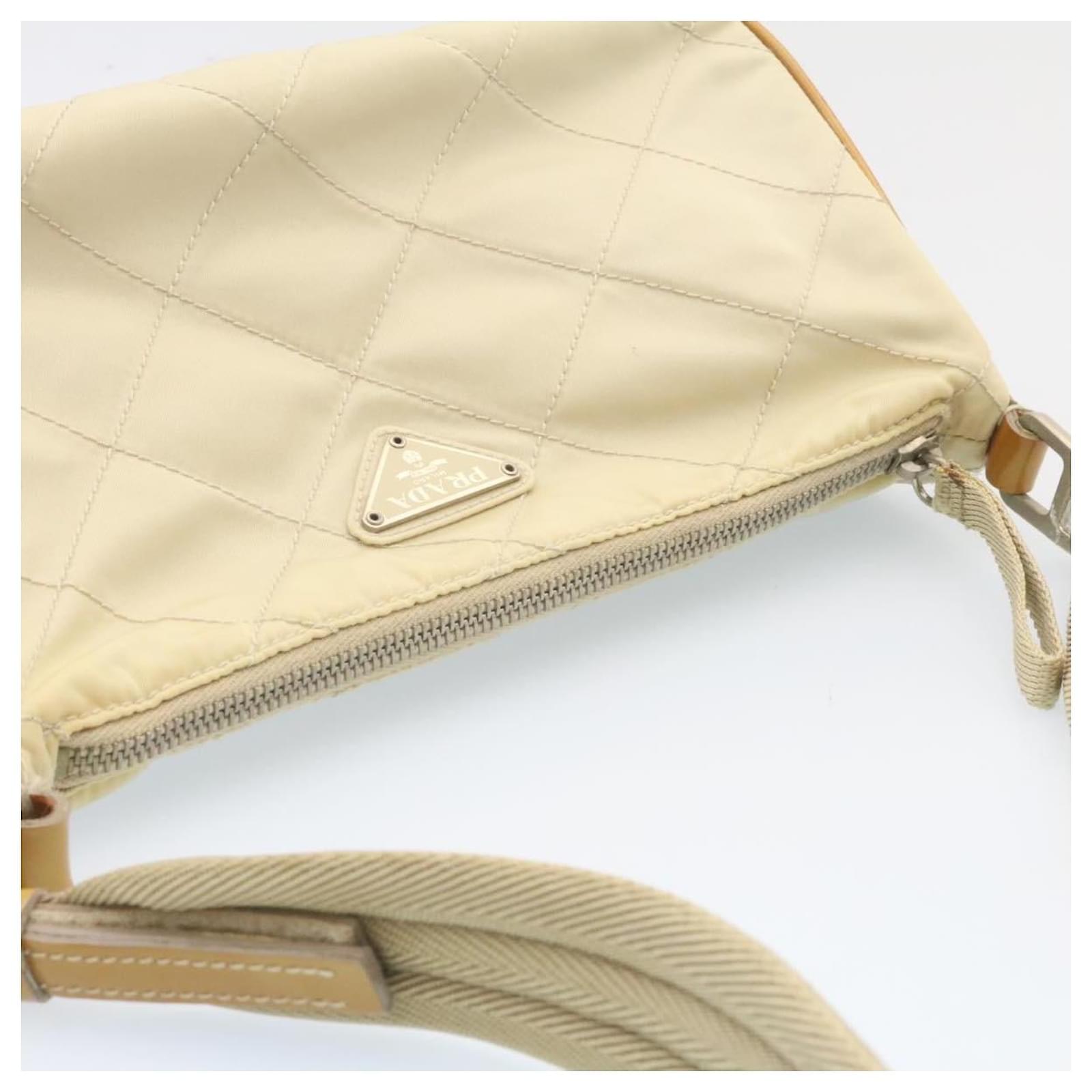 Prada Shoulder bag Beige Synthetic ref.425634 - Joli Closet
