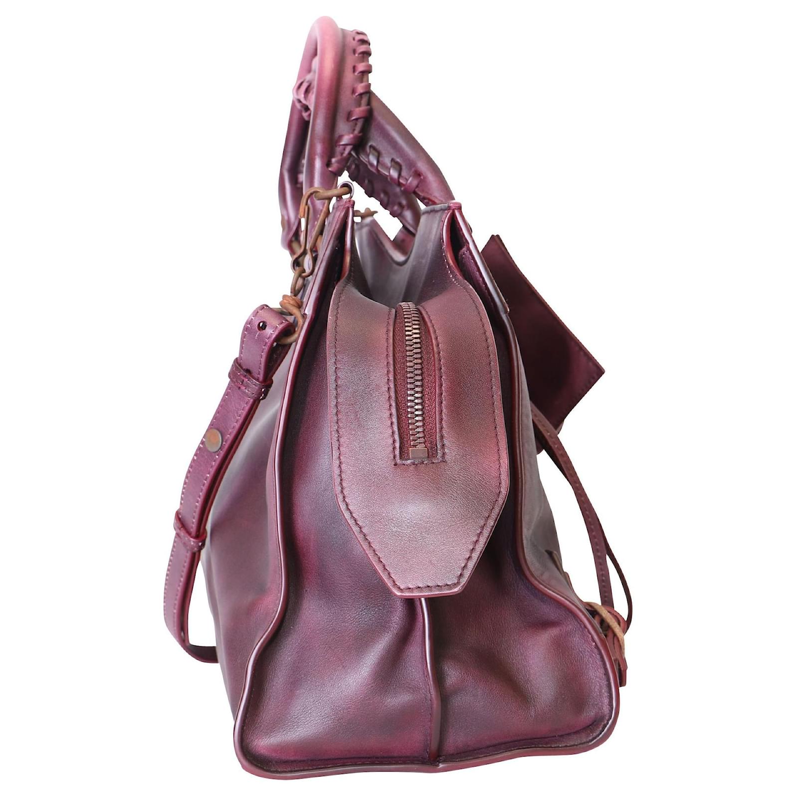 City Balenciaga Neo Classic Small Top Handle Bag in Burgundy Calfskin  Leather Red Dark red Pony-style calfskin ref.773851 - Joli Closet