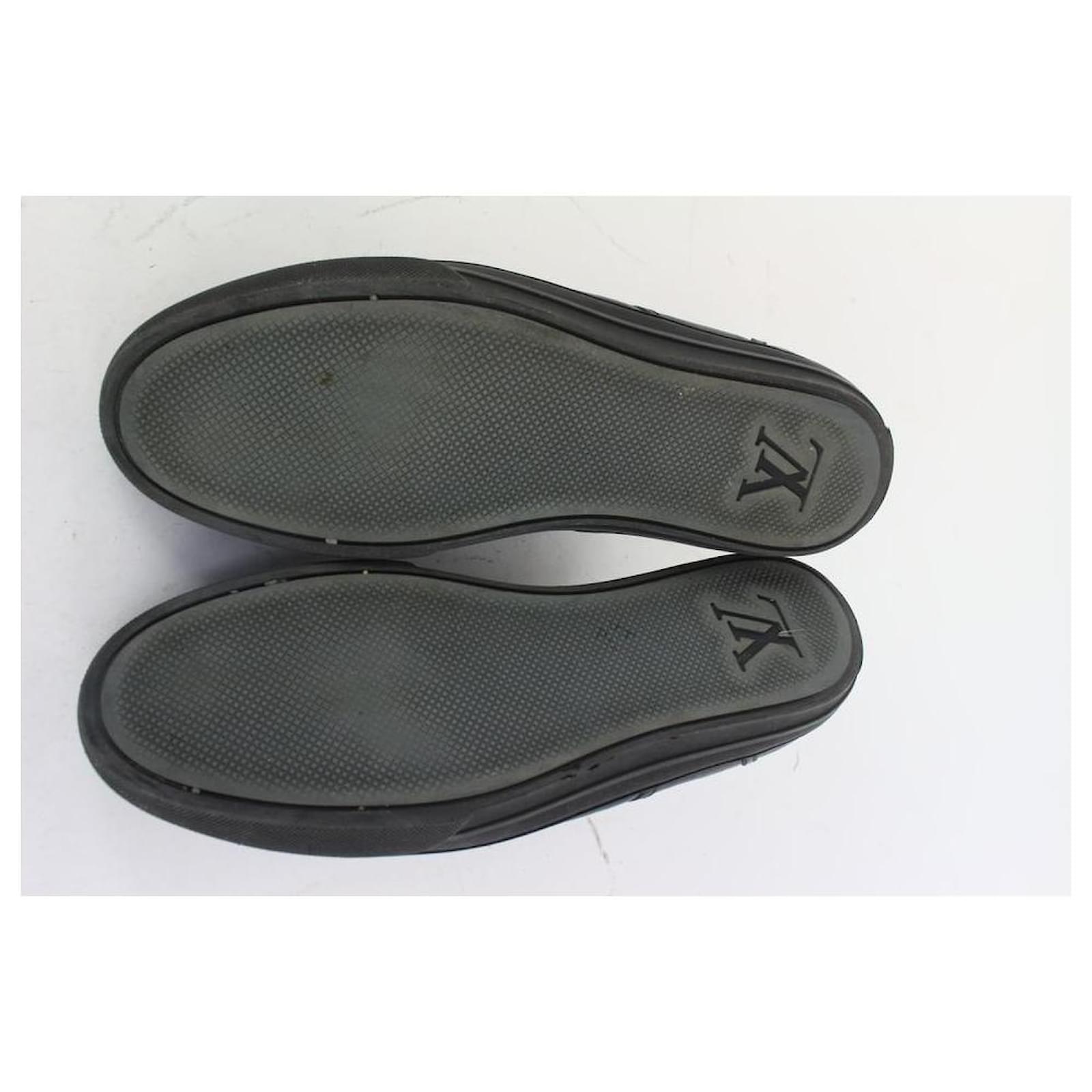 Louis Vuitton Men's US 10 Black Damier Infini Sneakers Low Top 1123LV41  ref.429322 - Joli Closet
