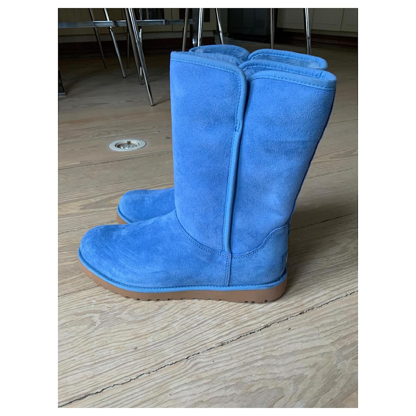 blue ugg boots size 9