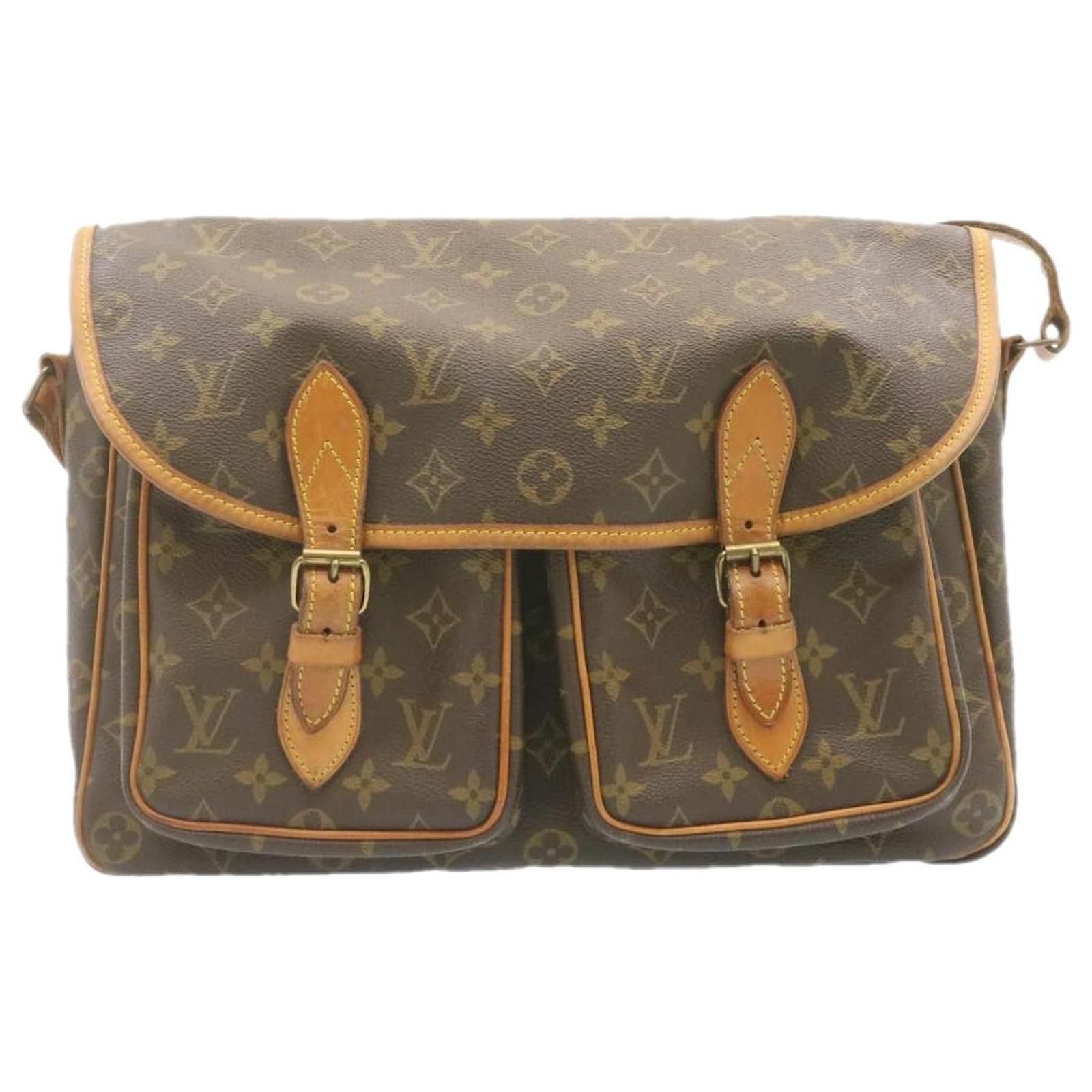 LOUIS VUITTON Monogram Bagatelle GM Shoulder Bag Vintage M51264 LV Auth  22659 Cloth ref.431667 - Joli Closet