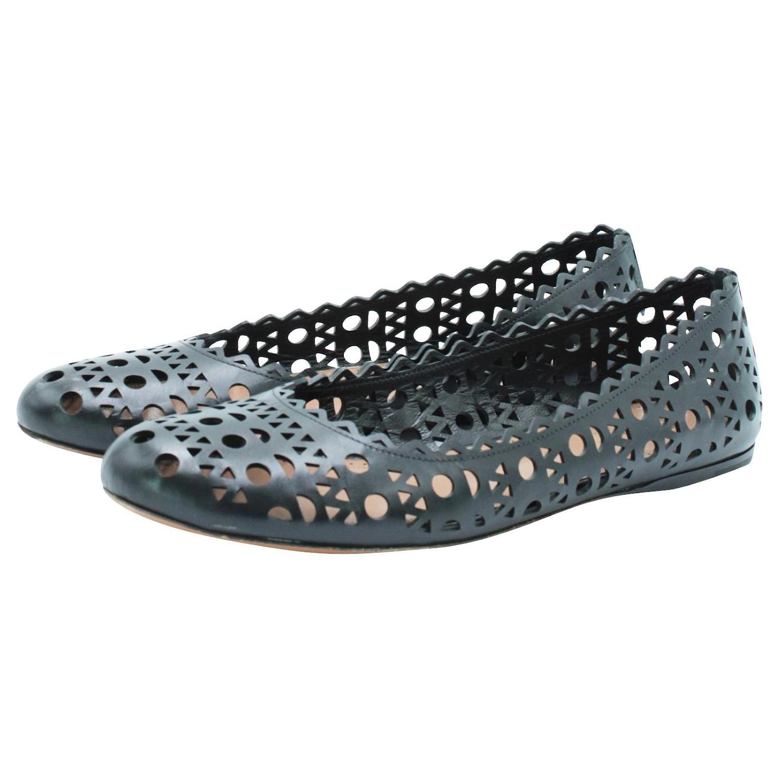 Baskets GRACIANA En Cuir Vegan – Découpe Laser Fleurs, Dentelle, Taille 38, Neuf Sans Boîte