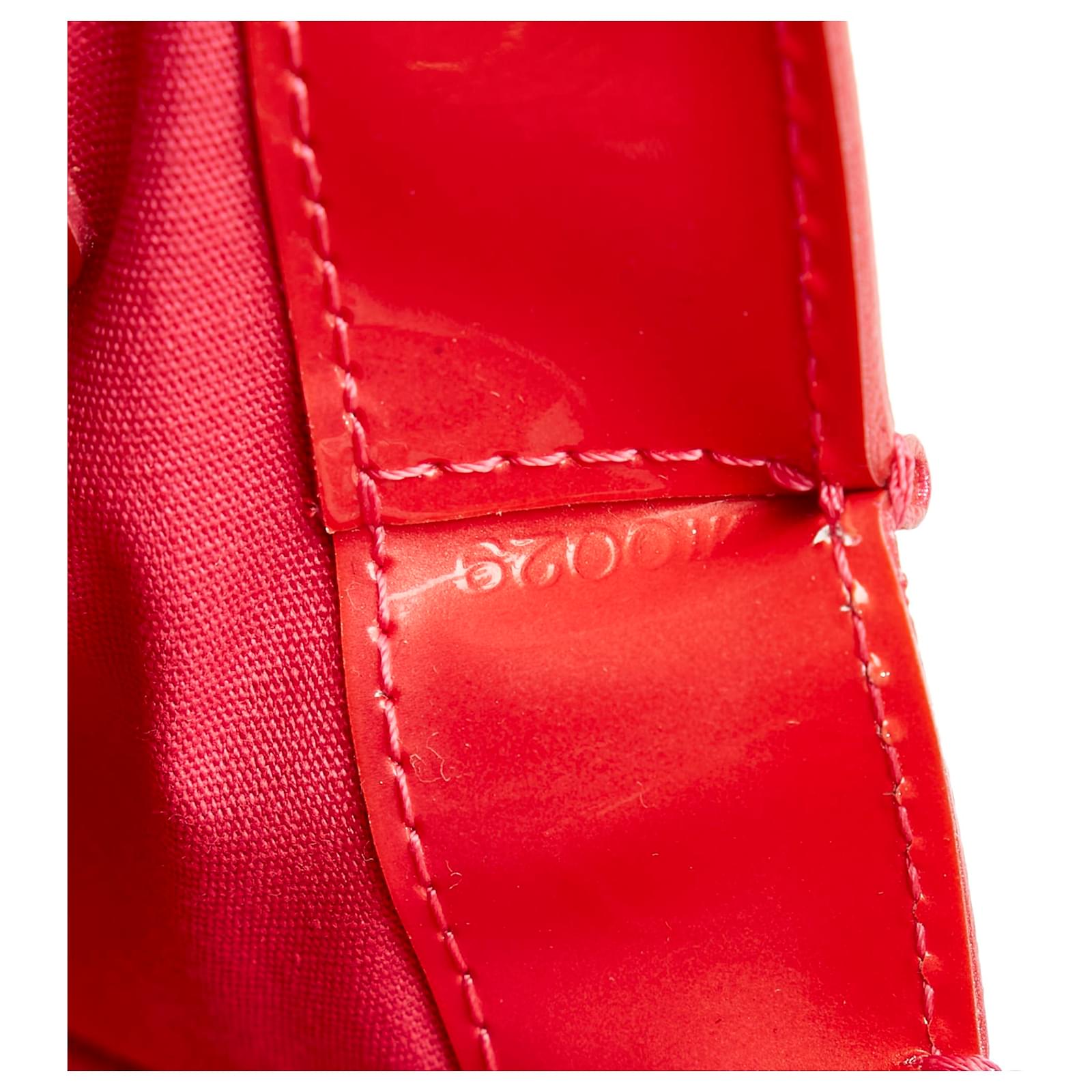 Louis Vuitton Monogram Vernis Wilshire PM M91723 Red Leather Patent leather  ref.1008192 - Joli Closet