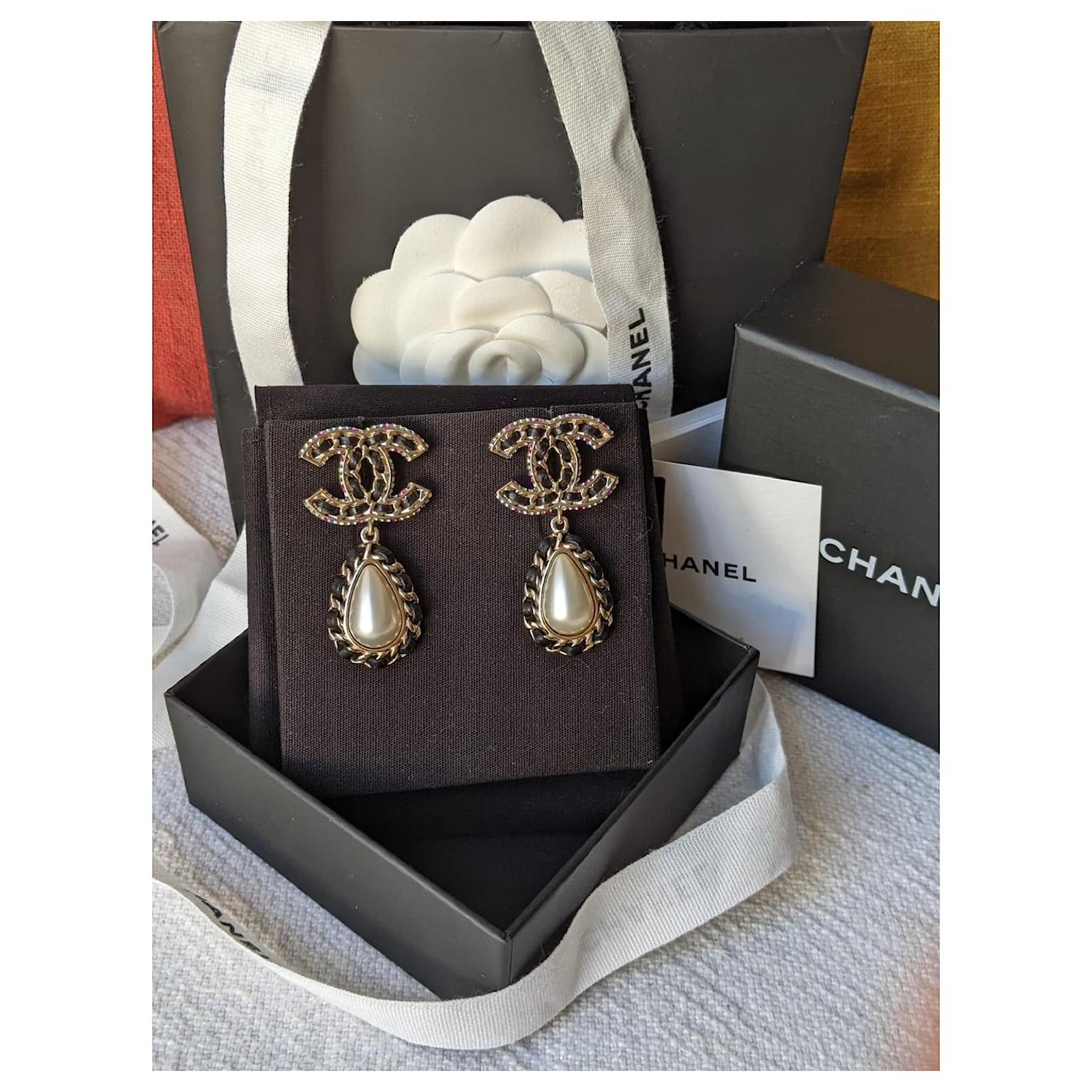 公式通販サイトセール Logo B21P CC Chanel Drop Earrings Pearl Crystal GHW Leather 立体・オブジェ