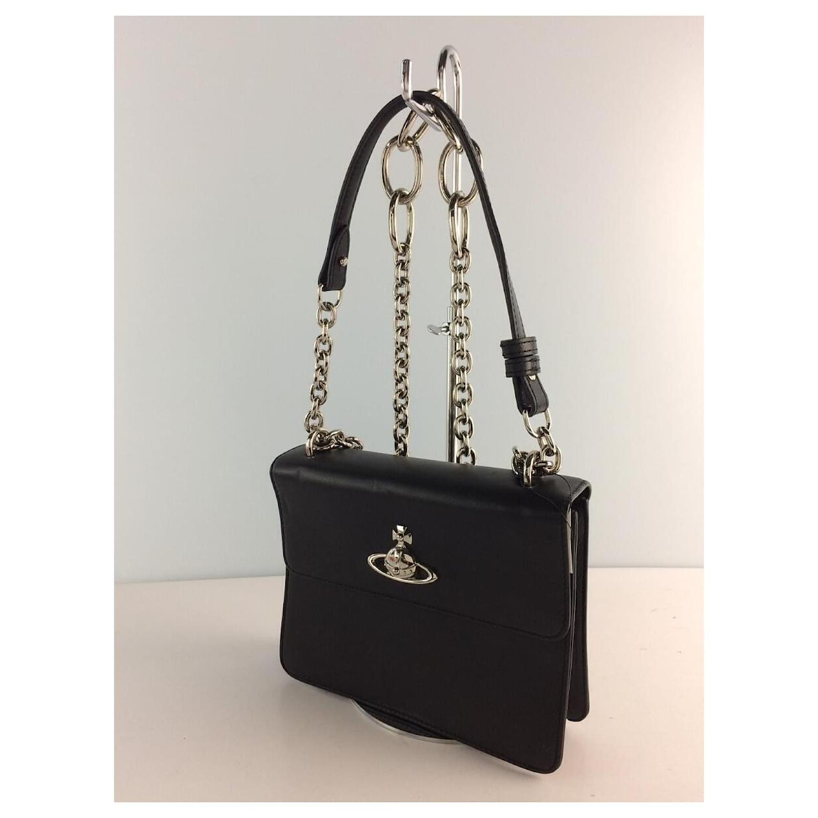 Vivienne Westwood Sac Bandouli re Cuir BLK Cha ne Logo 2WAY vivienne-westwood-sac-bandouli-re-cuir-blk-cha-ne-logo-2way